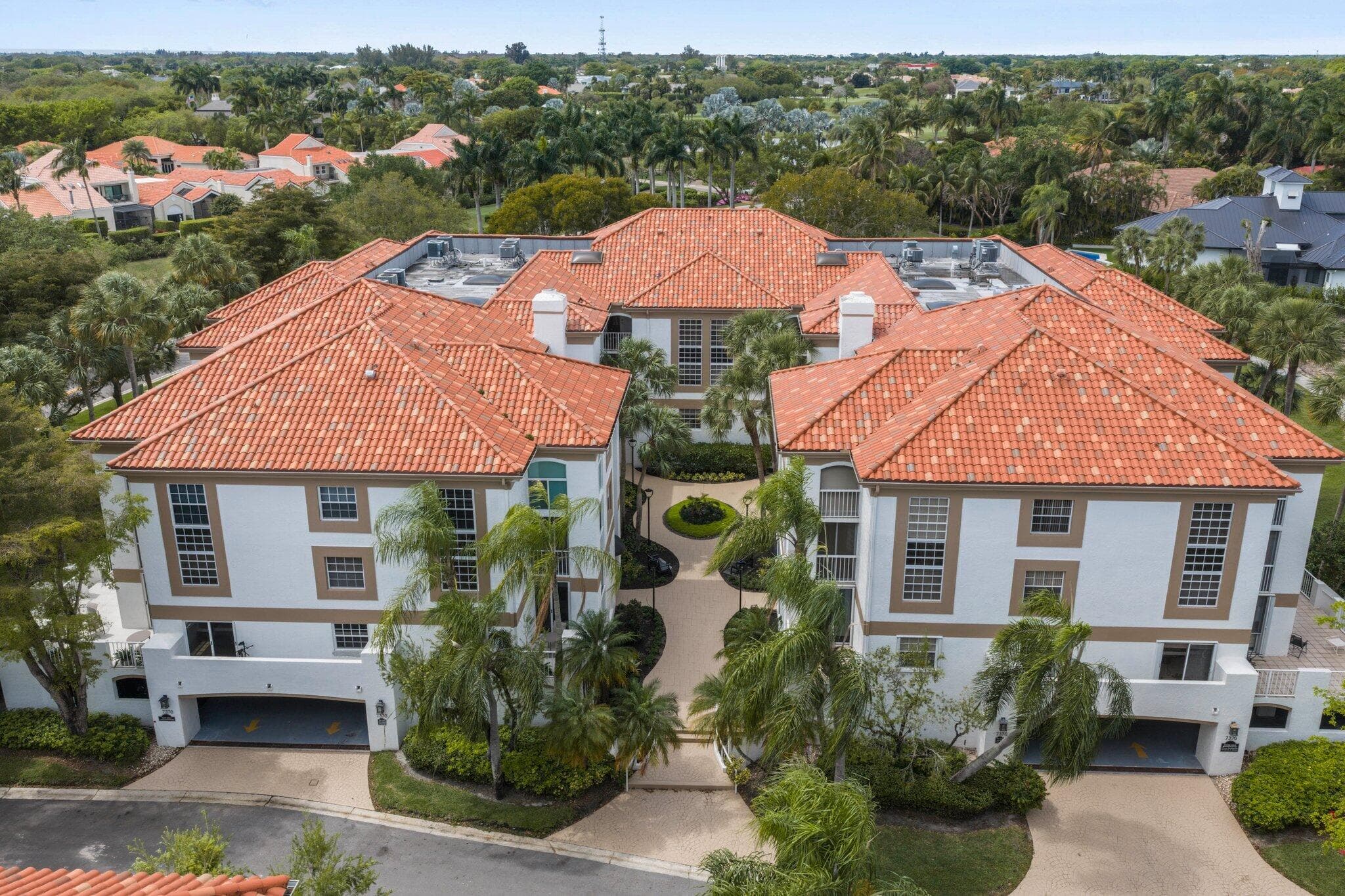 7370 Orangewood Lane 302, Boca Raton, FL 33433 — photo 3 of 38