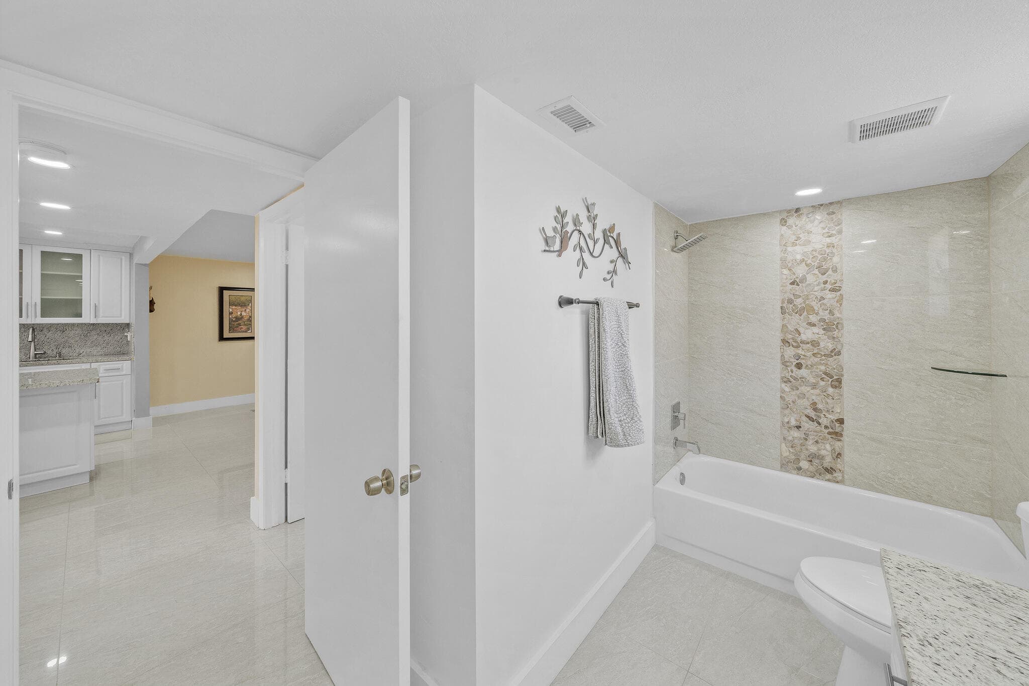 2704 NW 104th Avenue 210, Sunrise, FL 33322 — photo 40 of 65