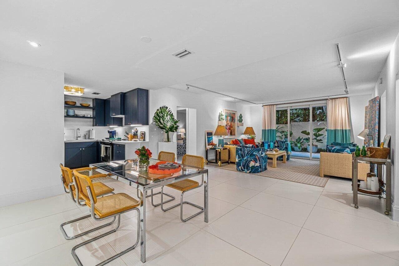 226 Brazilian Avenue 1a, Palm Beach, FL 33480 — photo 3 of 28