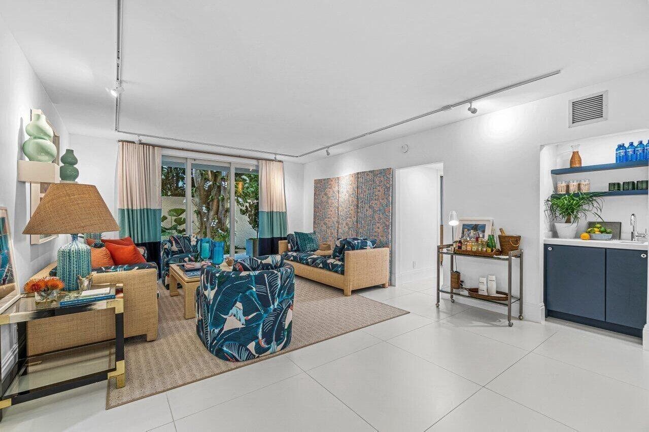 226 Brazilian Avenue 1a, Palm Beach, FL 33480 — photo 5 of 28