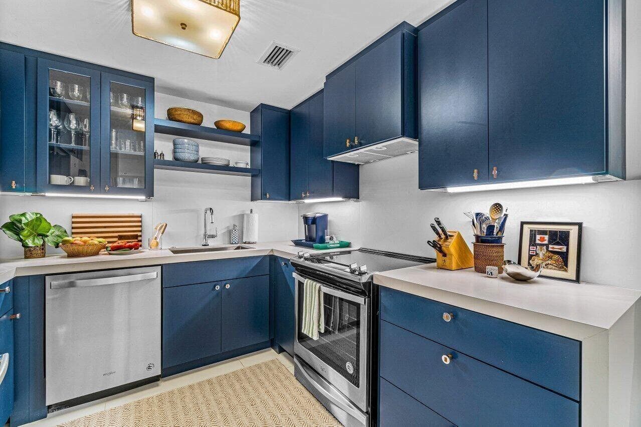 226 Brazilian Avenue 1a, Palm Beach, FL 33480 — photo 7 of 28