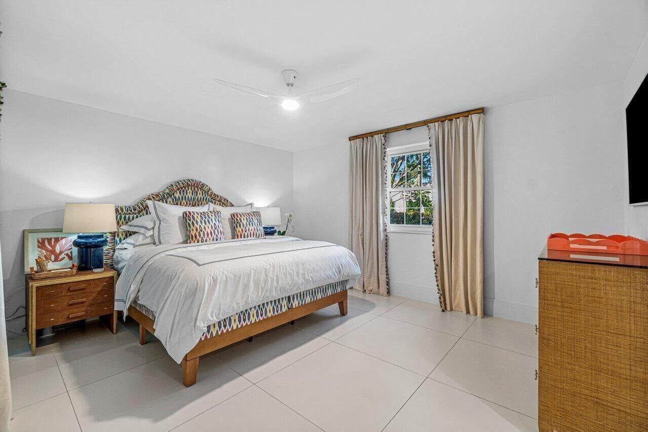 226 Brazilian Avenue 1a, Palm Beach, FL 33480 — photo 13 of 28