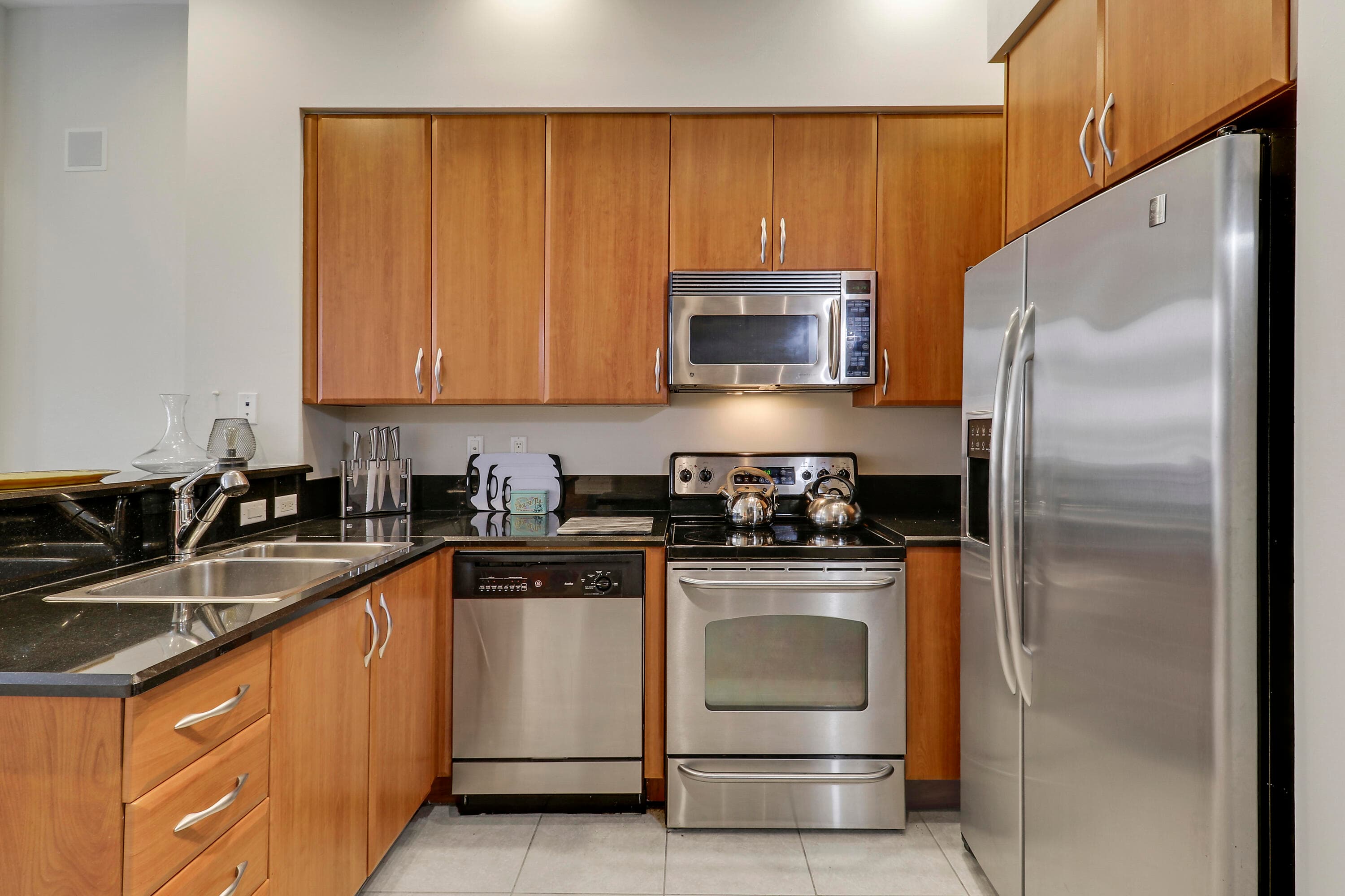 801 S Olive Avenue 223, West Palm Beach, FL 33401 — photo 1 of 39