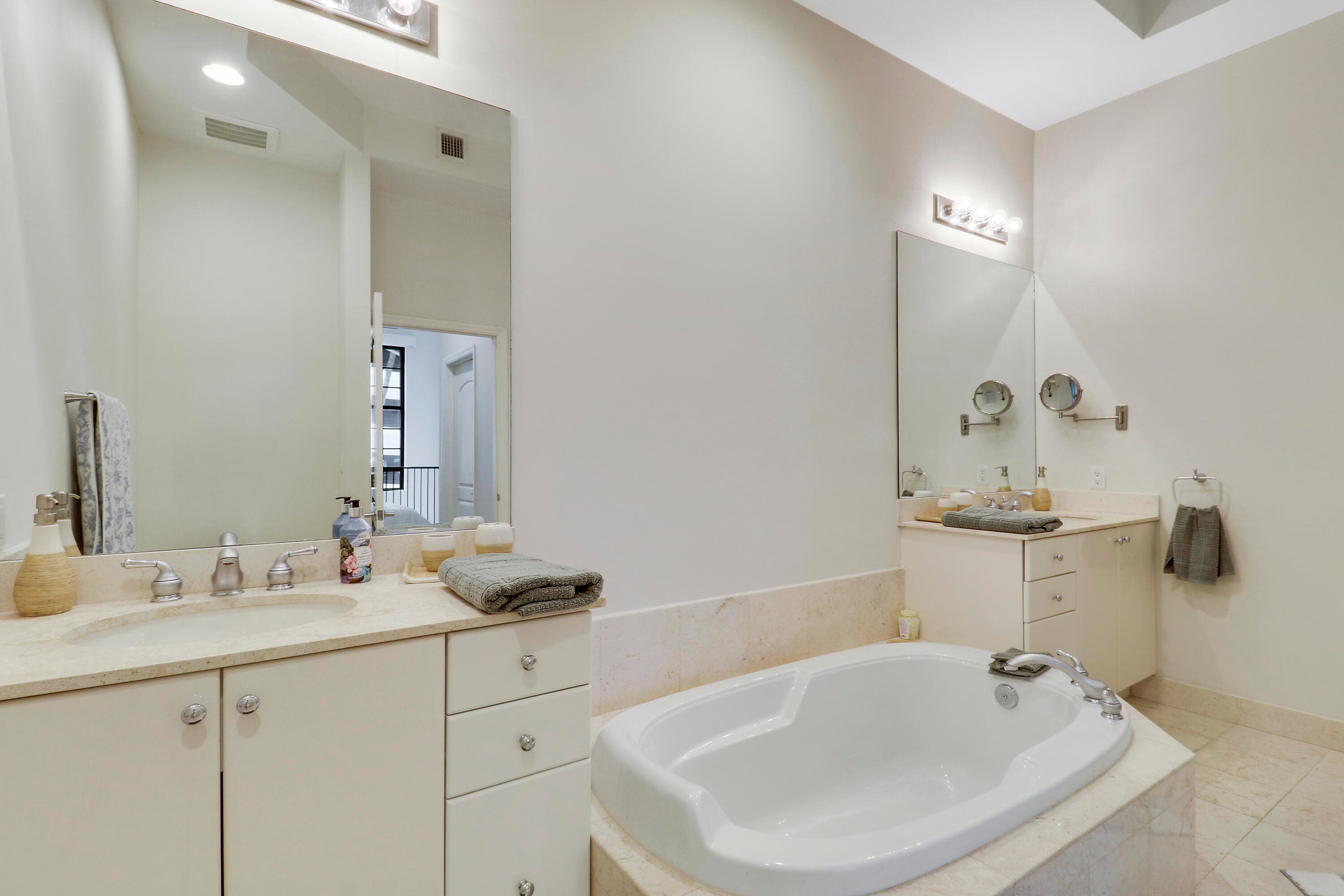 801 S Olive Avenue 223, West Palm Beach, FL 33401 — photo 21 of 39