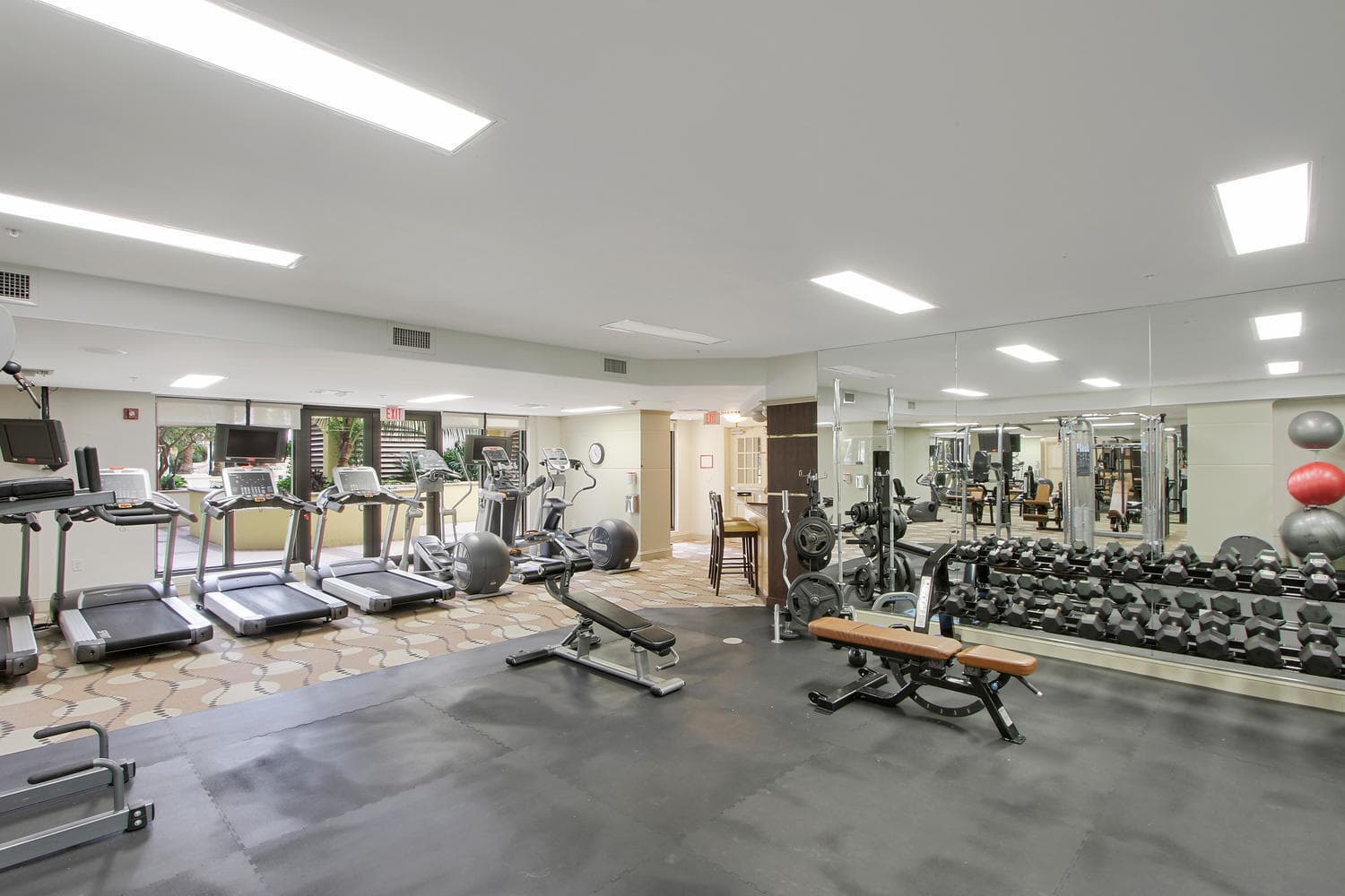 801 S Olive Avenue 223, West Palm Beach, FL 33401 — photo 29 of 39