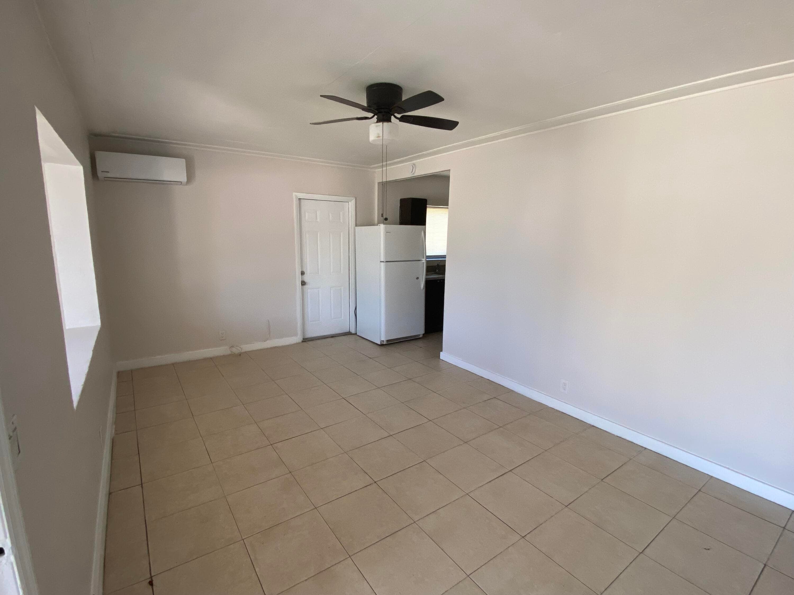 1257 W 35th Street, Riviera Beach, FL 33404 — photo 2 of 5