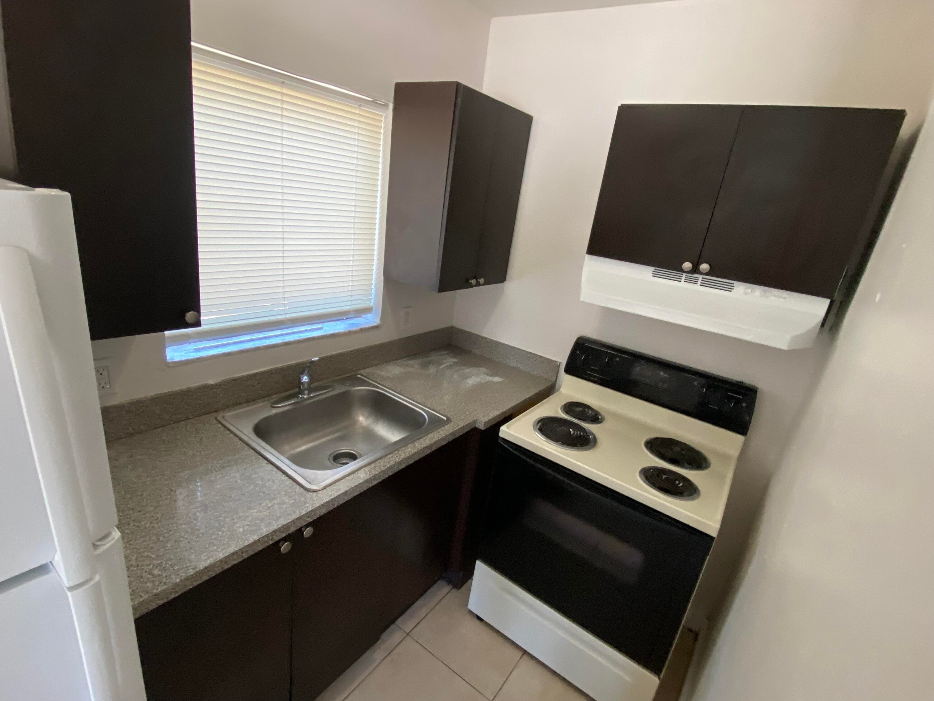 1257 W 35th Street, Riviera Beach, FL 33404 — photo 5 of 5