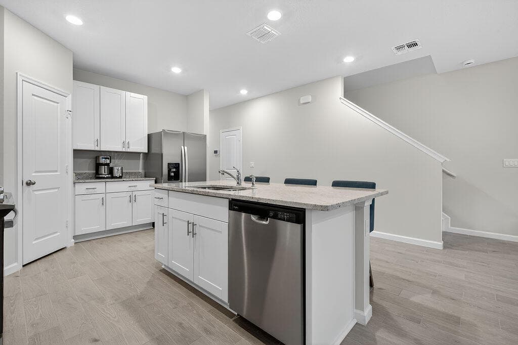 5696 SE Edgewater Circle, Stuart, FL 34997 — photo 6 of 29