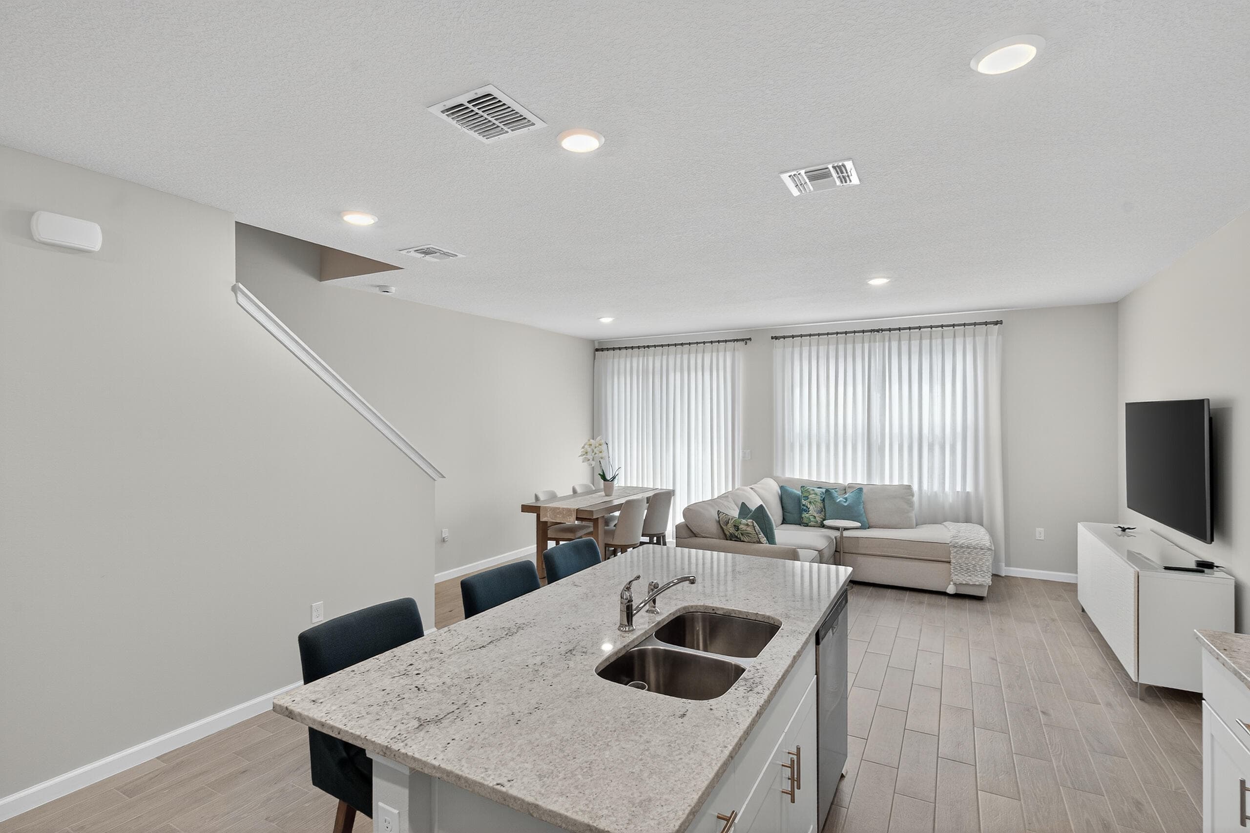 5696 SE Edgewater Circle, Stuart, FL 34997 — photo 8 of 29