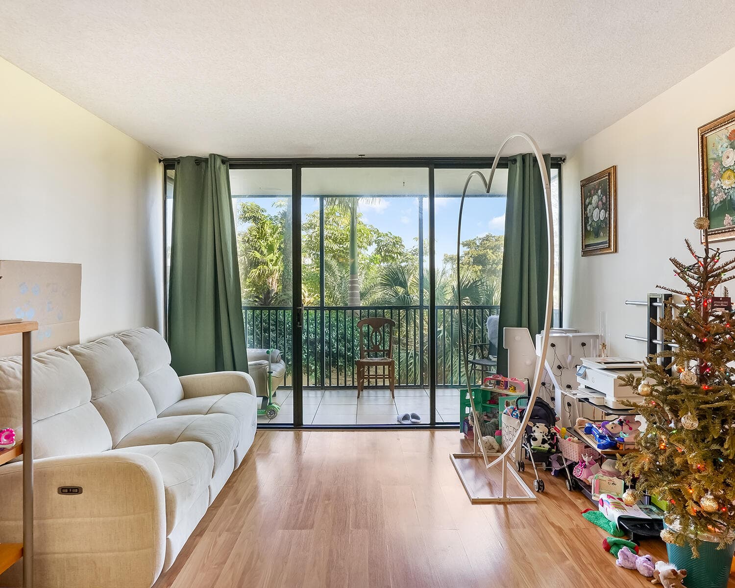 20379 W Country Club Drive 332, Aventura, FL 33180 — photo 2 of 36