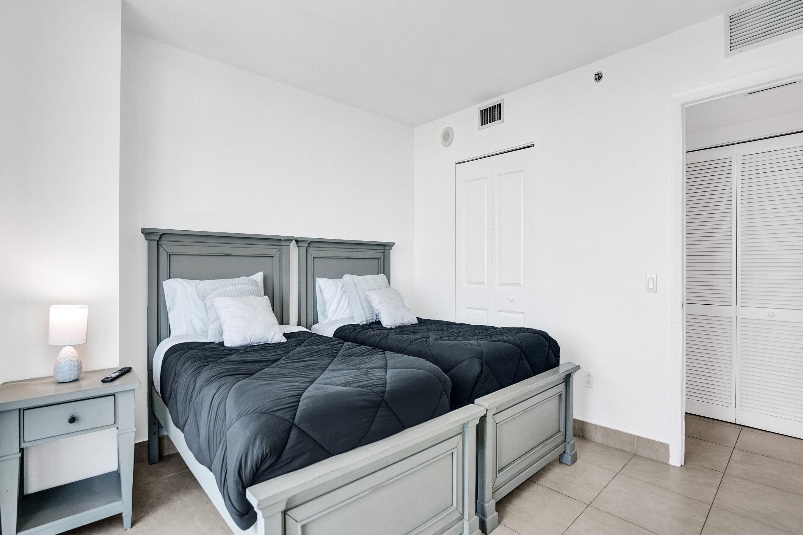 2641 N Flamingo Road 2105n, Sunrise, FL 33323 — photo 39 of 60