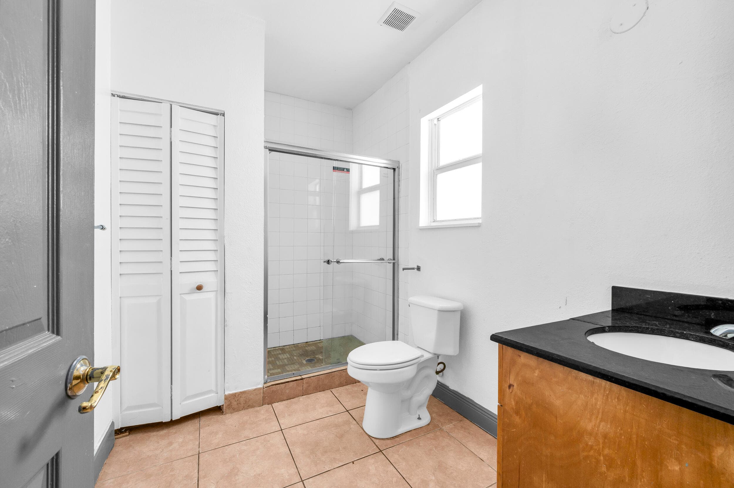 124 SW 10th Avenue, Boynton Beach, FL 33435 — photo 13 of 19