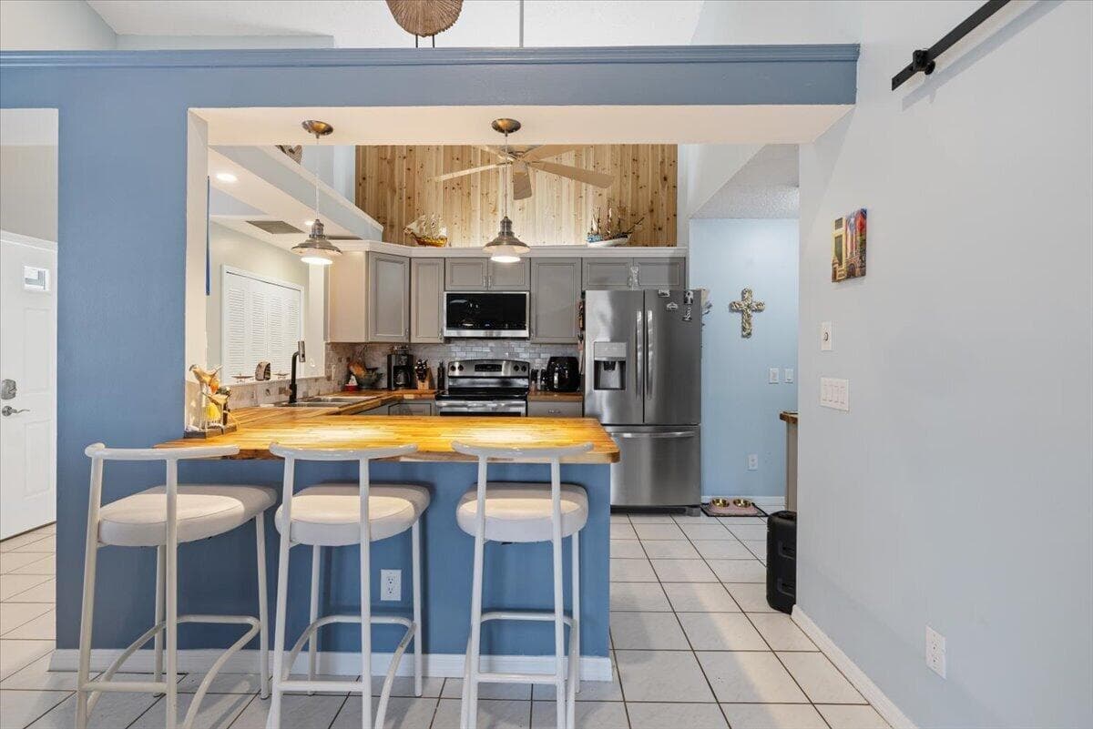 2538 SE Tropical East Circle, Port St. Lucie, FL 34952 — photo 13 of 27