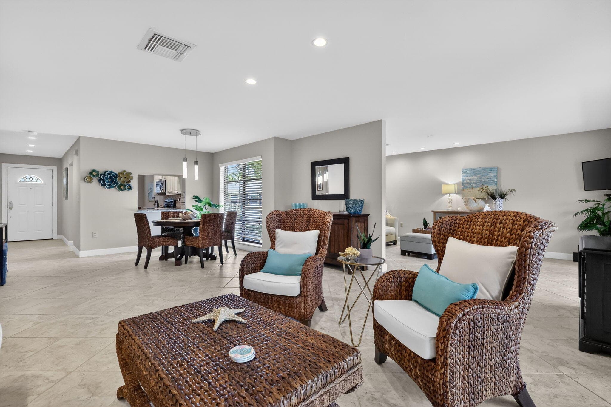 41 Stratford Lane W B, Boynton Beach, FL 33436 — photo 9 of 68