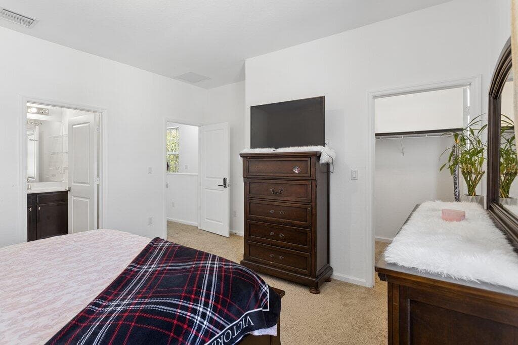 4008 NW 11th Drive, Lauderhill, FL 33313 — photo 12 of 26