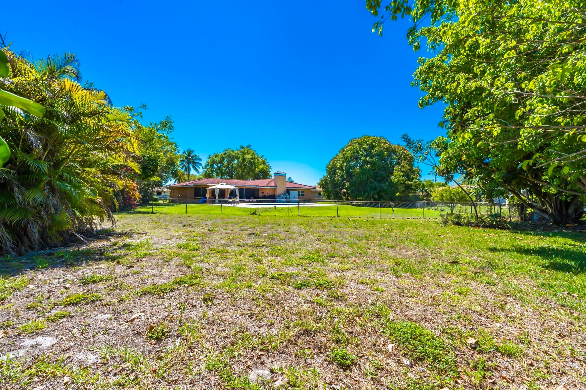 4250 NW 107th Avenue, Coral Springs, FL 33065 — photo 19 of 22