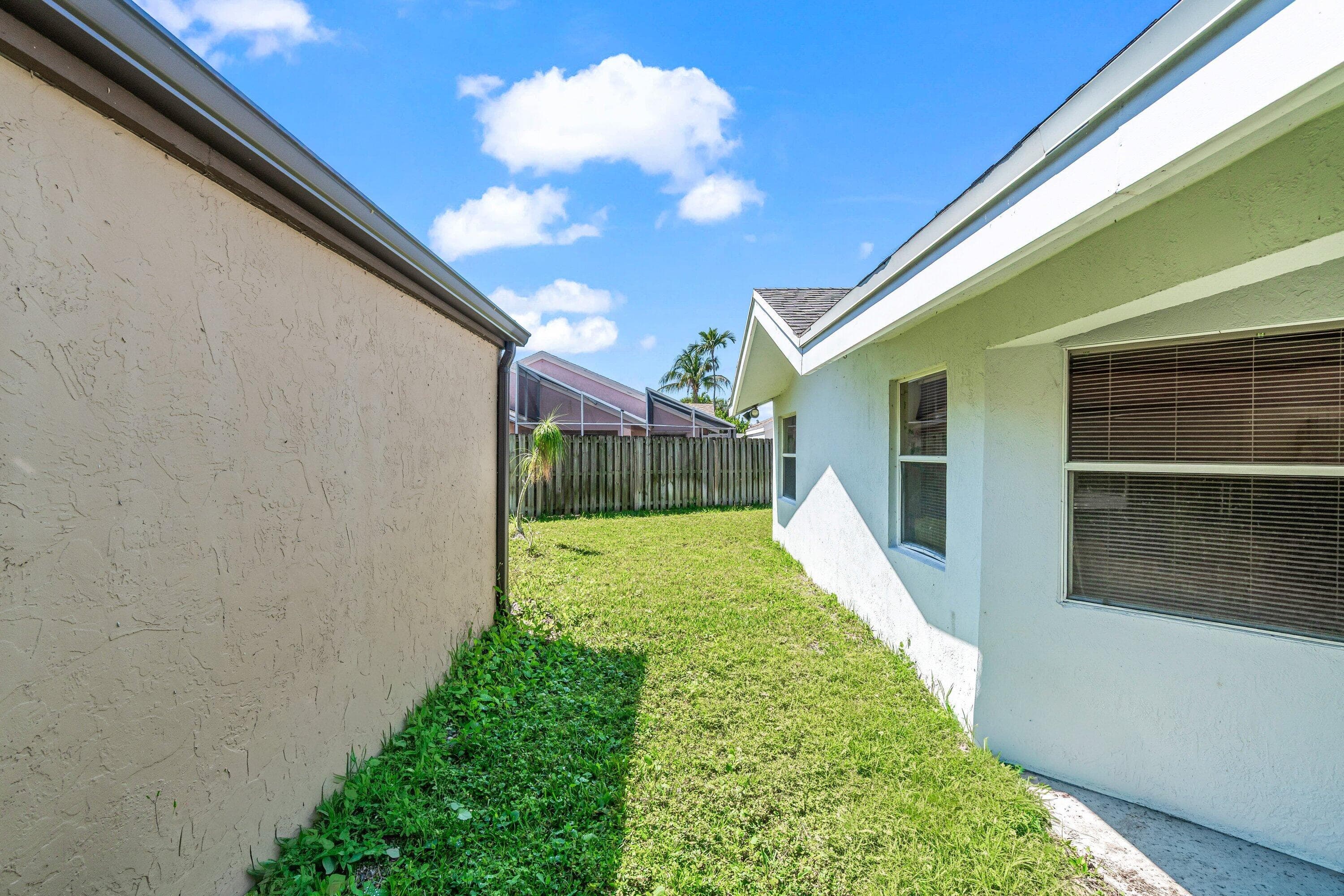 69 King Fisher Way, Boynton Beach, FL 33436 — photo 34 of 41