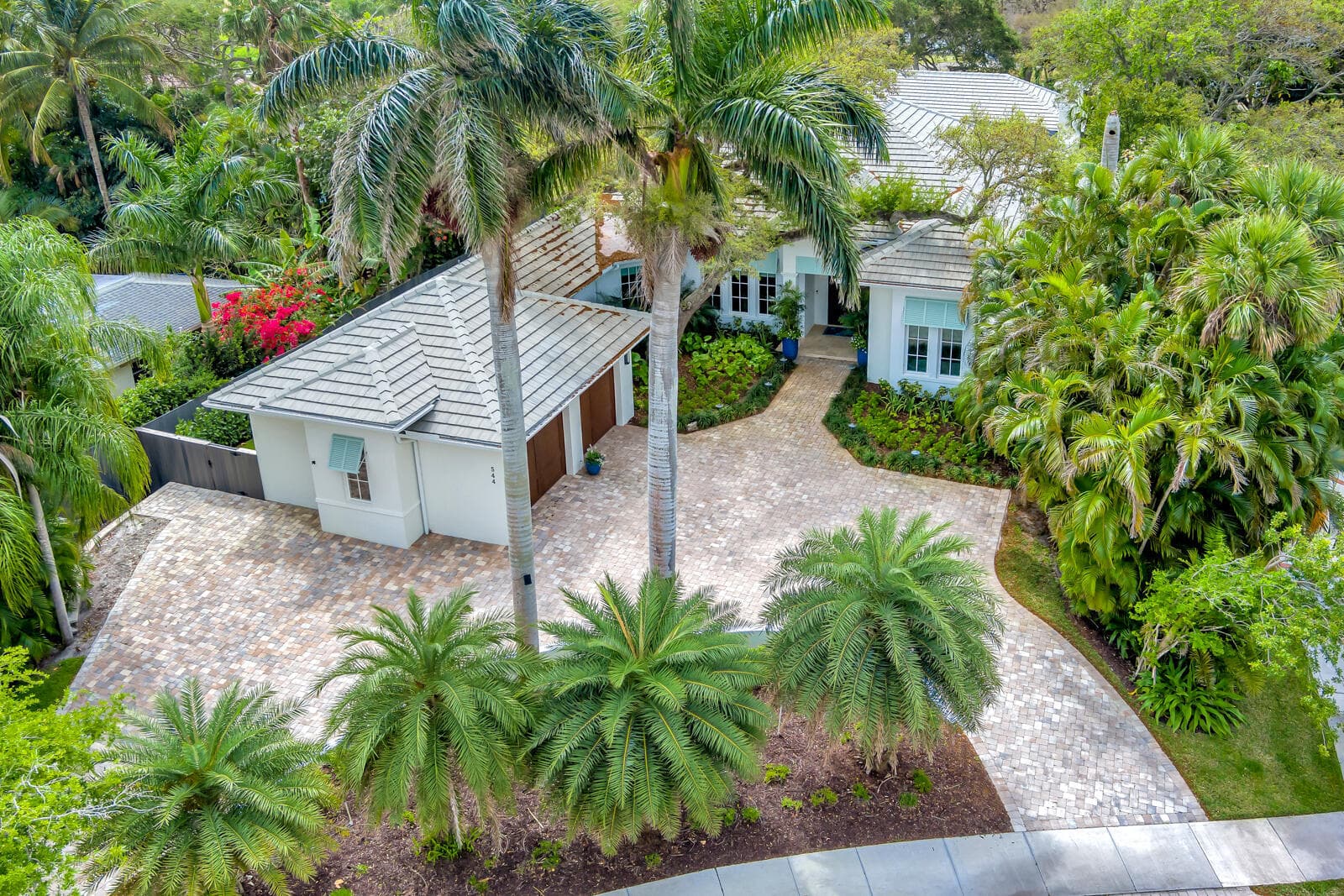 544 Live Oak Road, Vero Beach, FL 32963 — photo 3 of 80