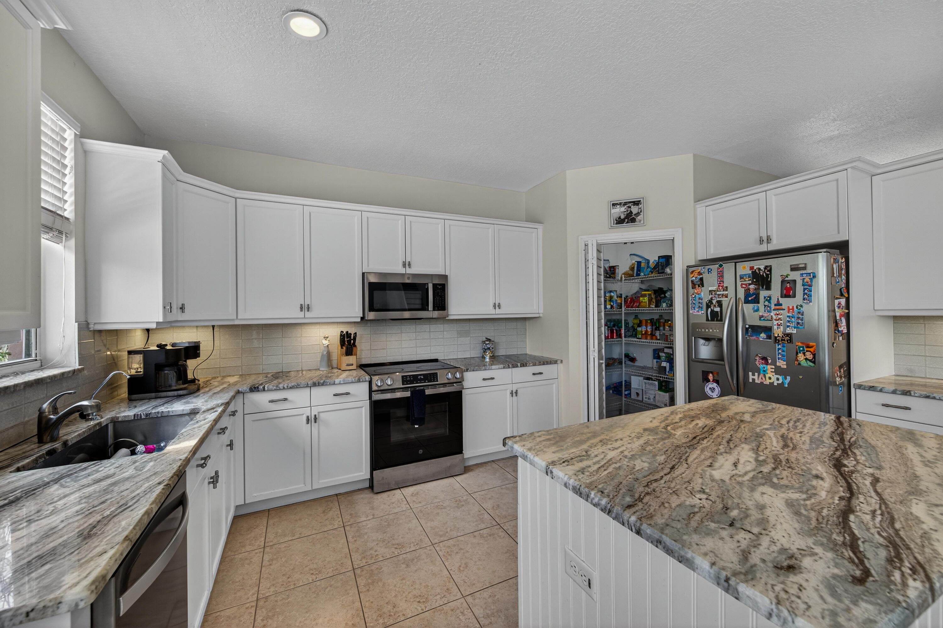 2078 Reston Circle, Royal Palm Beach, FL 33411 — photo 6 of 61
