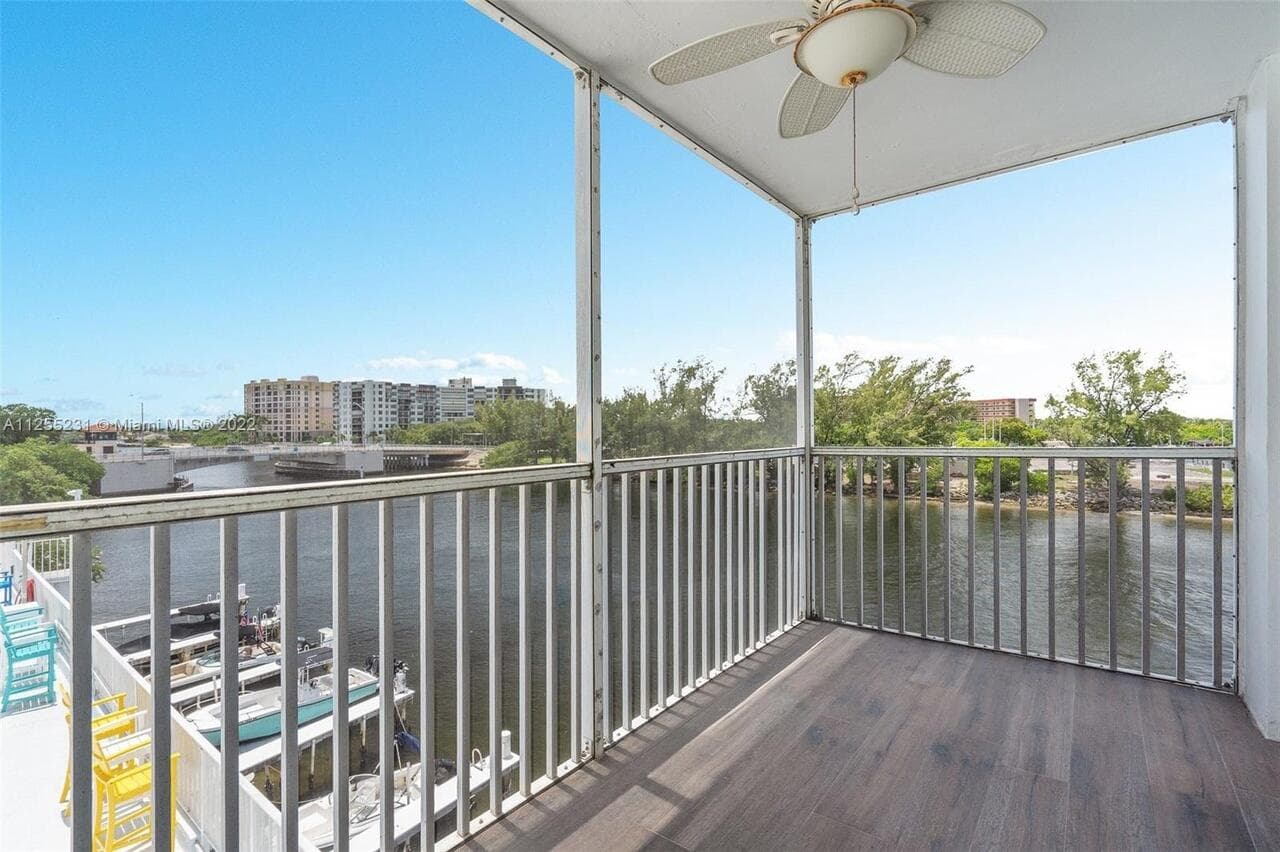1505 N Riverside Drive 404, Pompano Beach, FL 33062 — photo 3 of 22