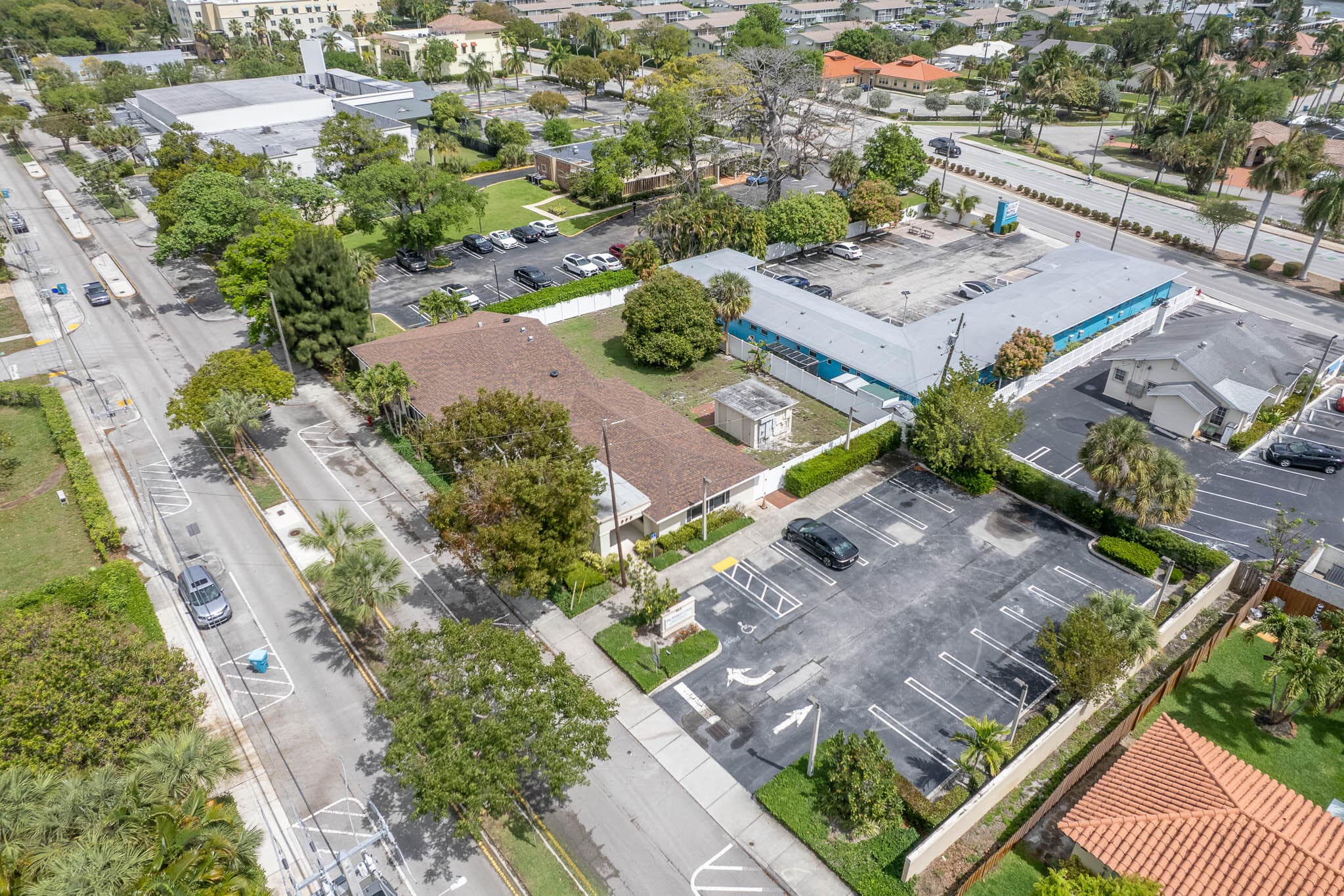 912 SE 4th Street, Boynton Beach, FL — photo 8 of 42