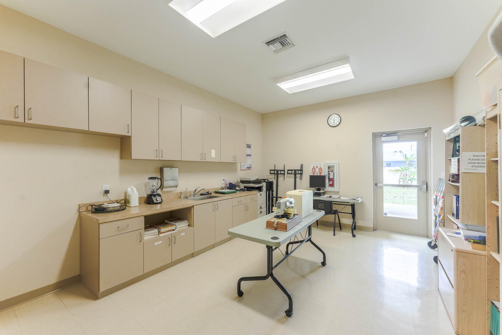 912 SE 4th Street, Boynton Beach, FL — photo 15 of 42