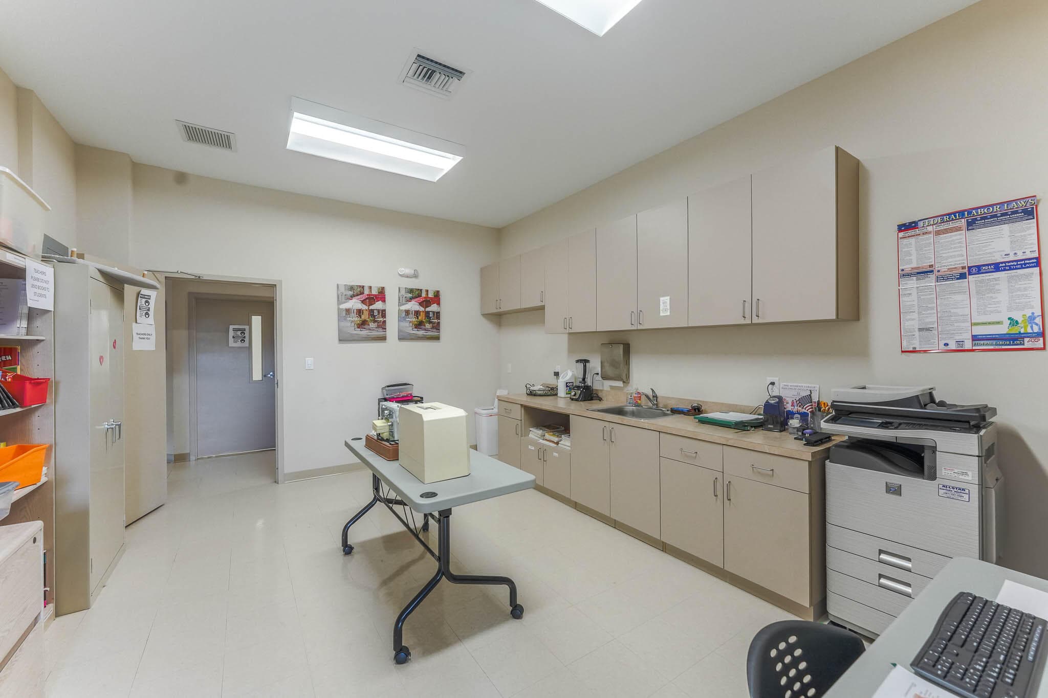 912 SE 4th Street, Boynton Beach, FL — photo 16 of 42