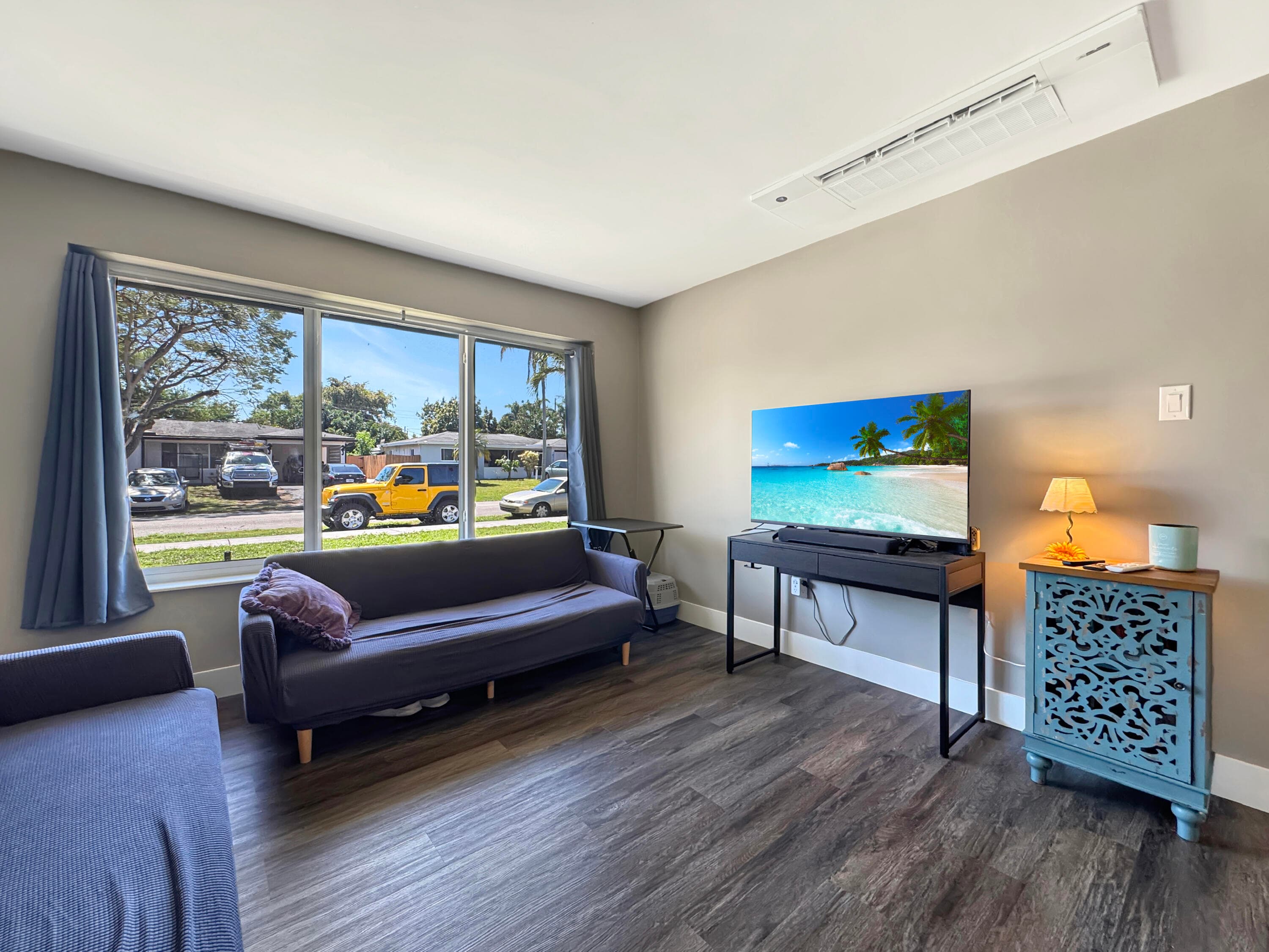 6751 Cody Street, Hollywood, FL 33024 — photo 13 of 32