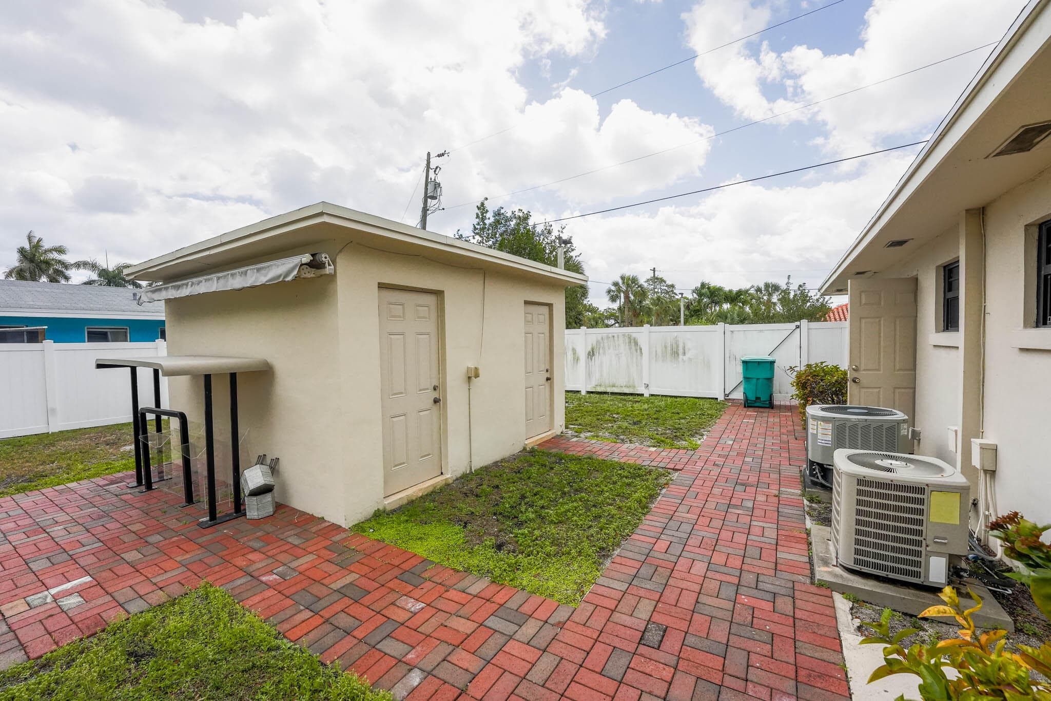 912 SE 4th Street, Boynton Beach, FL — photo 3 of 42