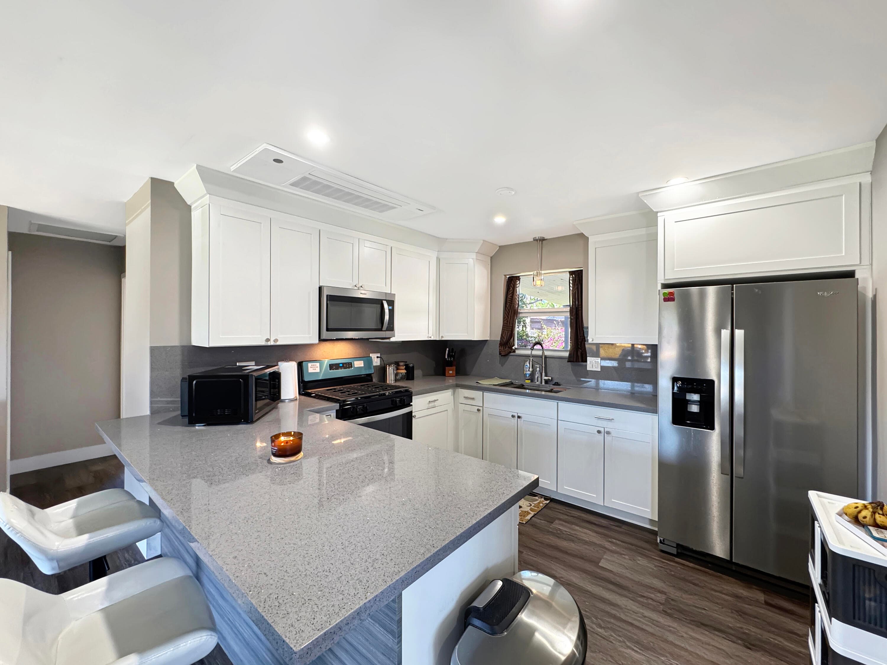 6751 Cody Street, Hollywood, FL 33024 — photo 15 of 32