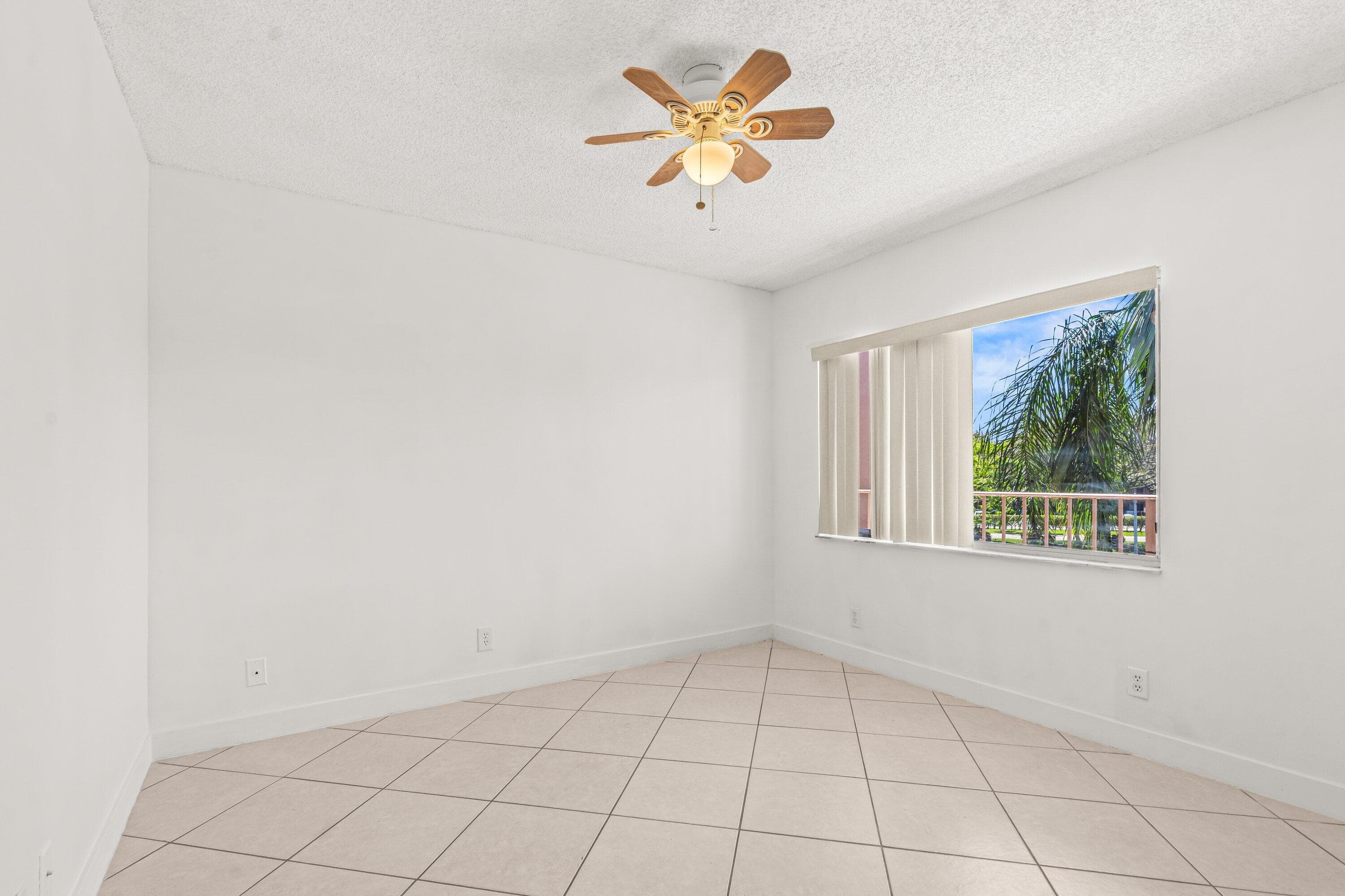 7301 Amberly Lane 304, Delray Beach, FL 33446 — photo 4 of 26