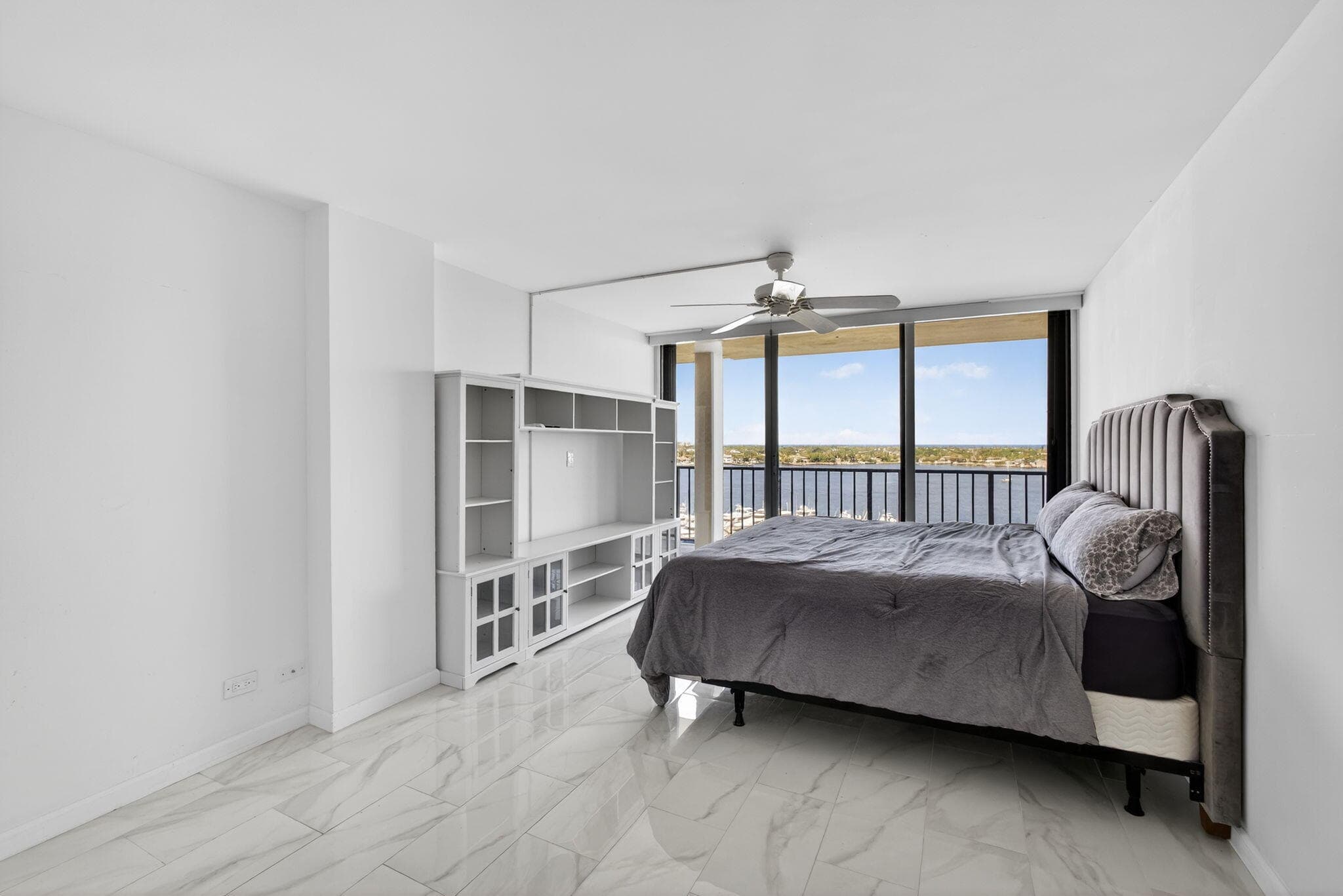 134 Lakeshore Drive T14, North Palm Beach, FL 33408 — photo 8 of 17