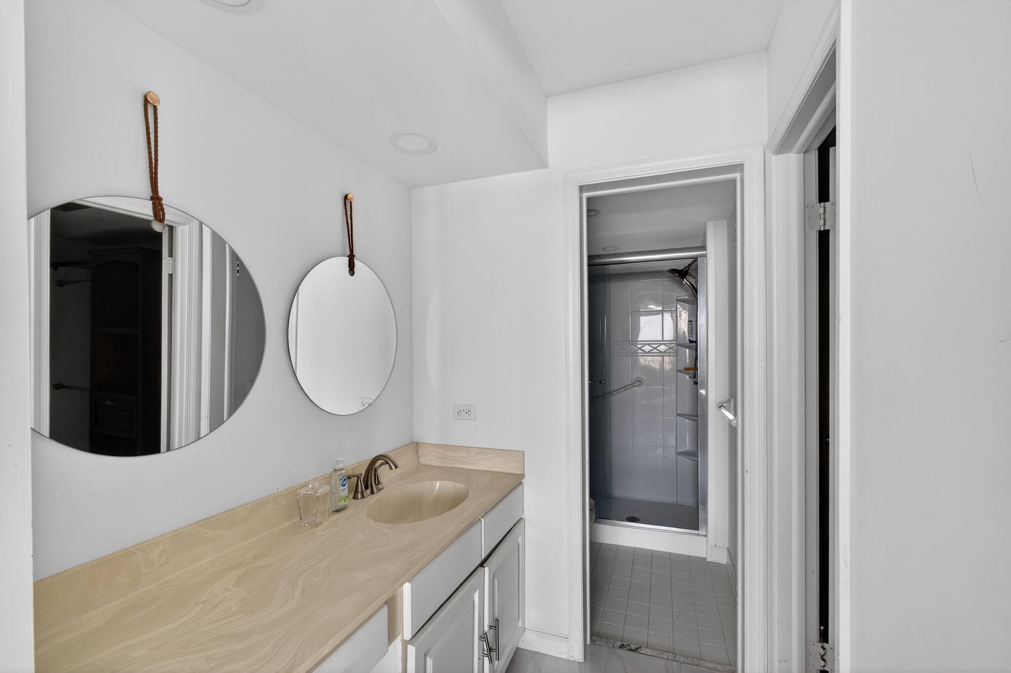 134 Lakeshore Drive T14, North Palm Beach, FL 33408 — photo 11 of 17