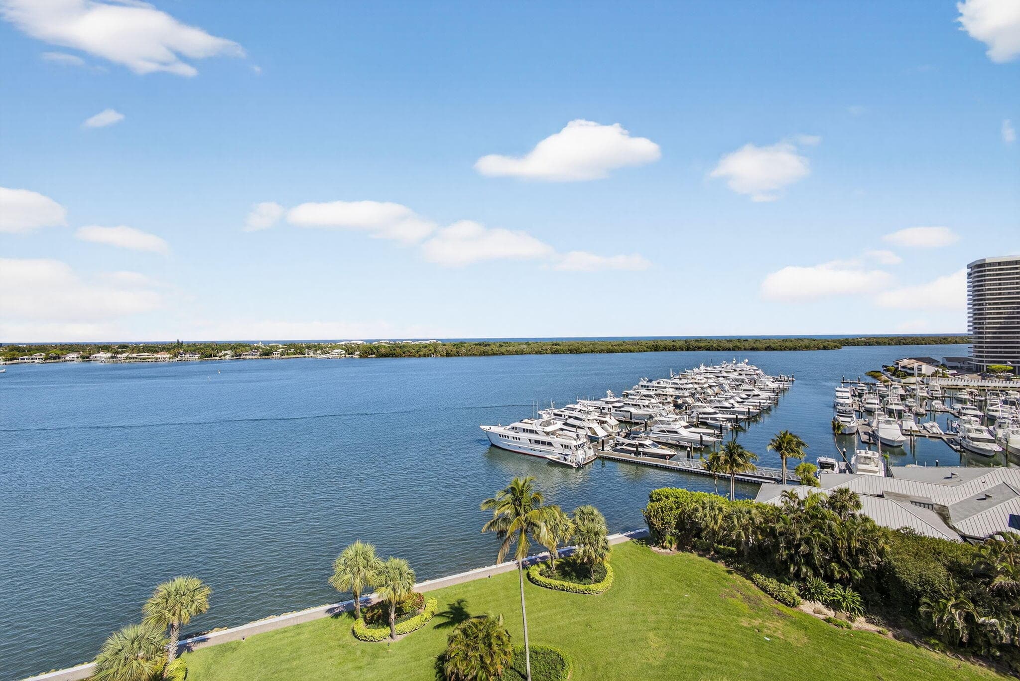 134 Lakeshore Drive T14, North Palm Beach, FL 33408 — photo 16 of 17