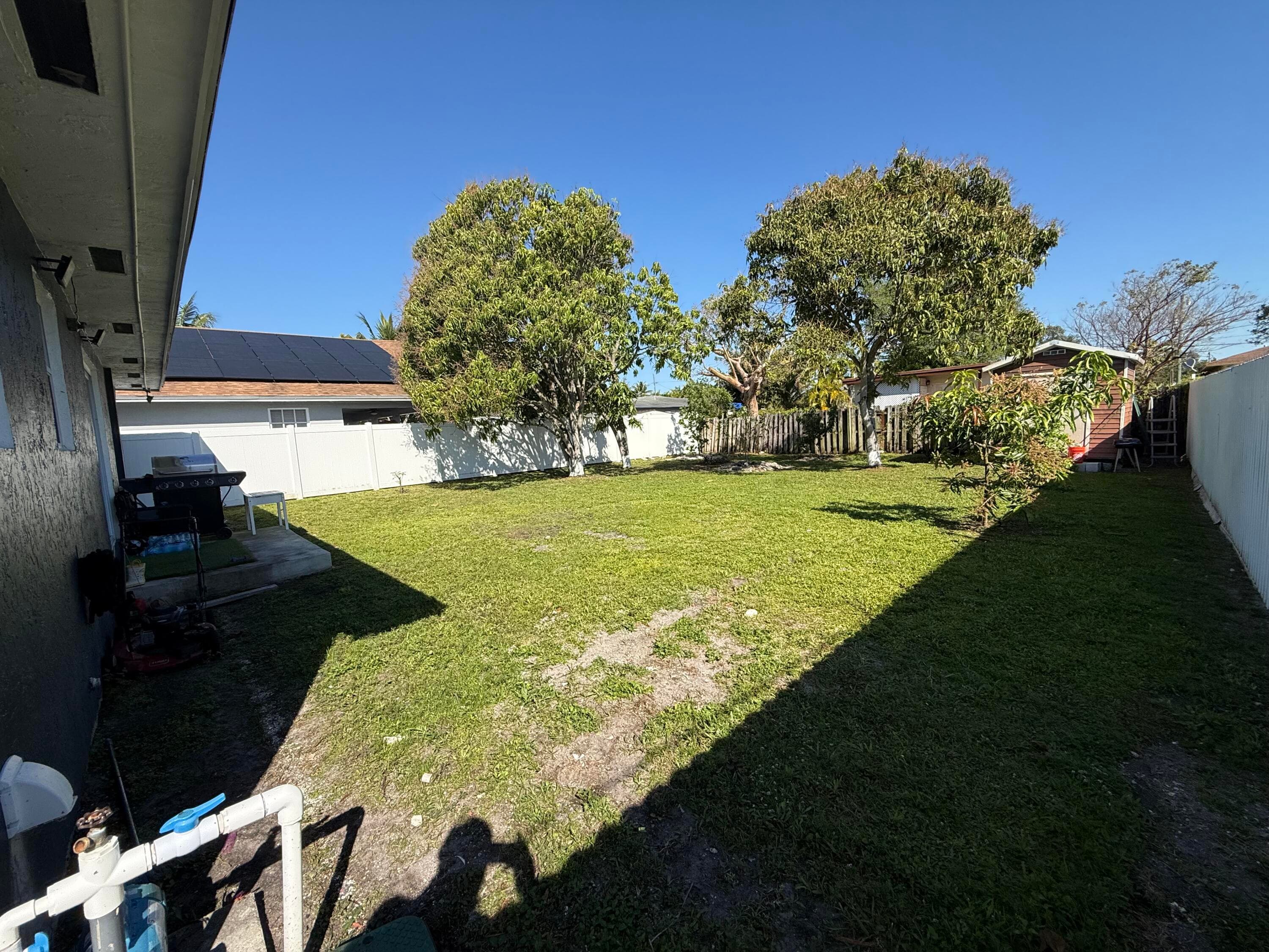 5101 SW 24th Street, West Park, FL 33023 — photo 29 of 30
