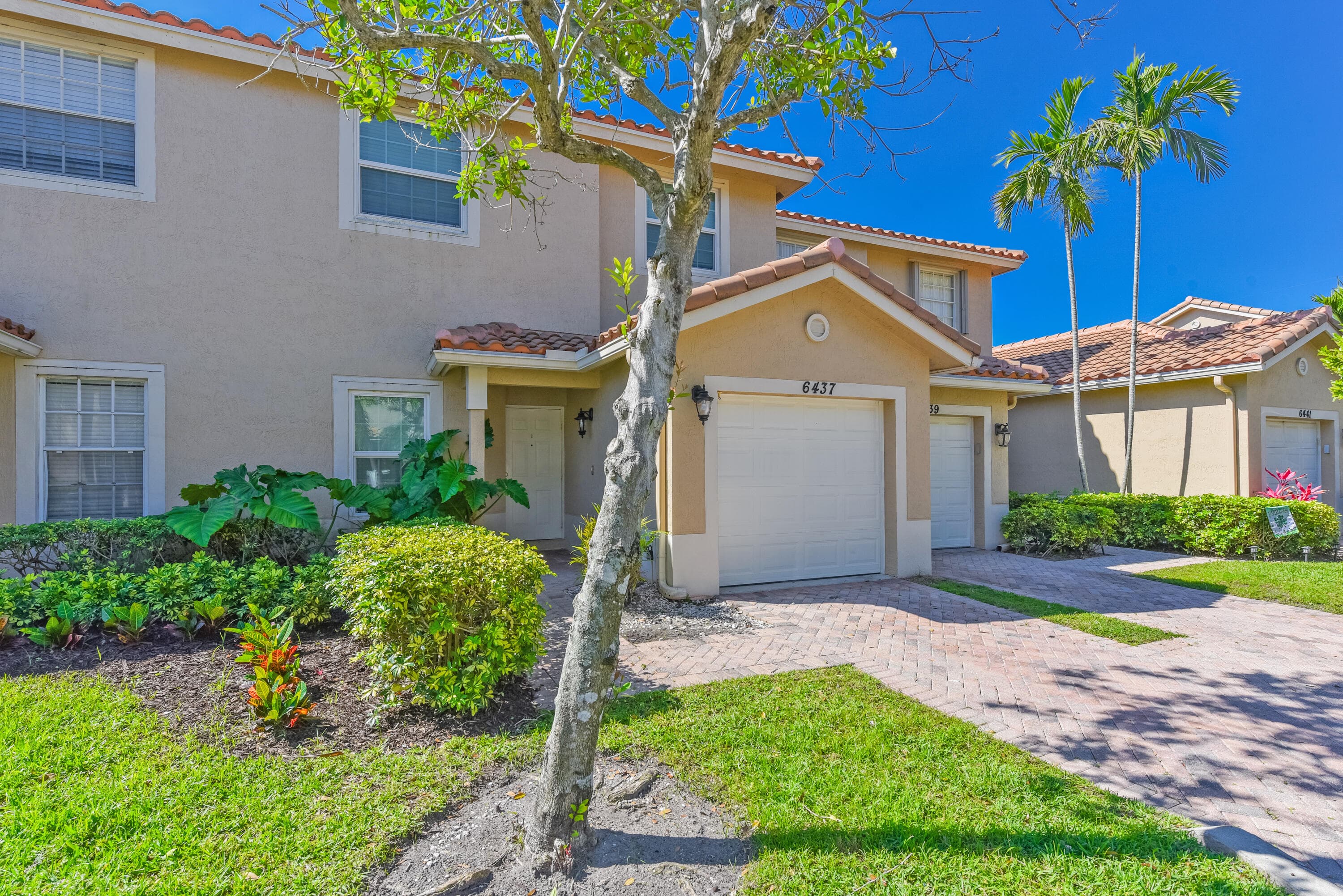 6437 Park Lake Circle, Boynton Beach, FL 33437 — photo 4 of 35