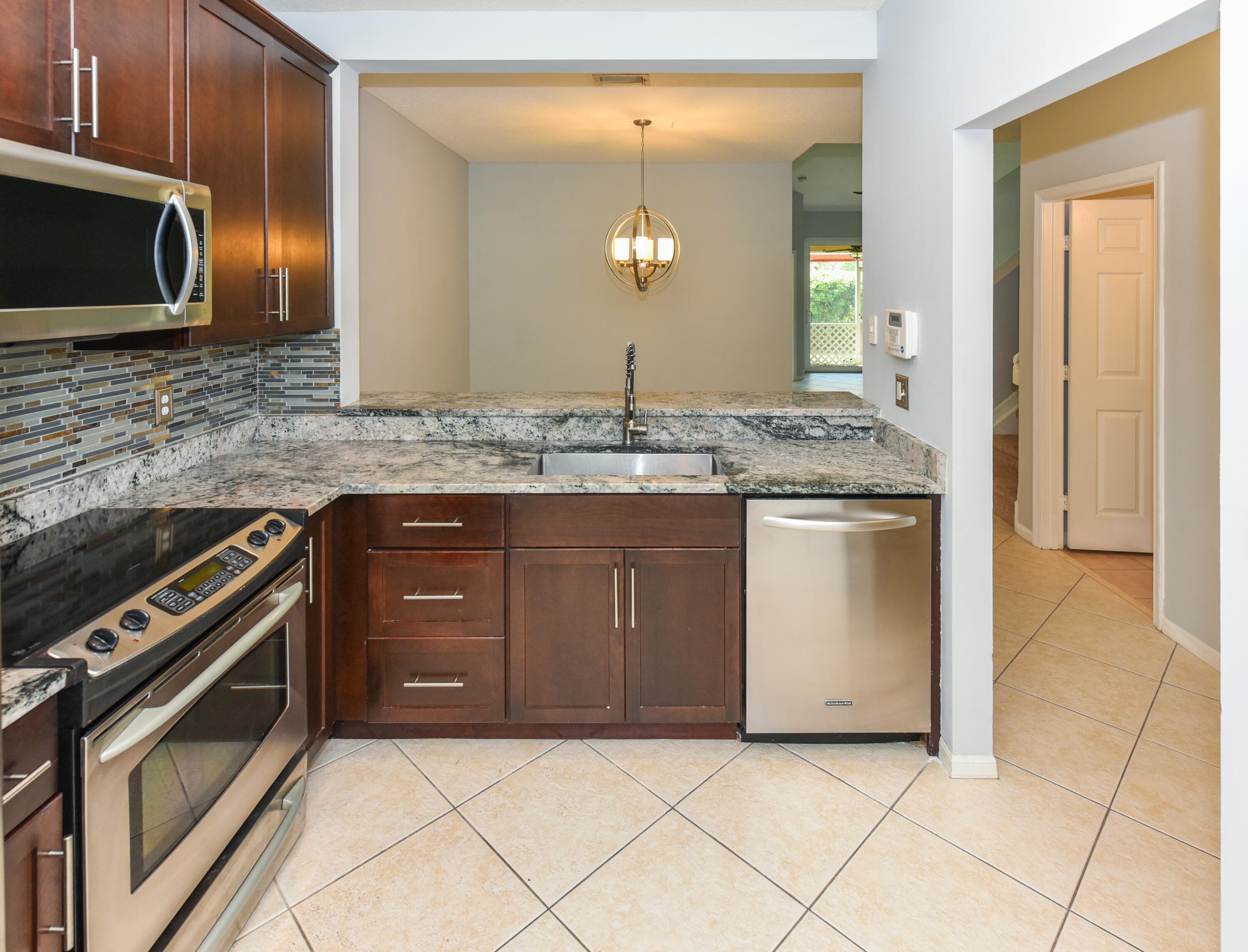 6437 Park Lake Circle, Boynton Beach, FL 33437 — photo 11 of 35