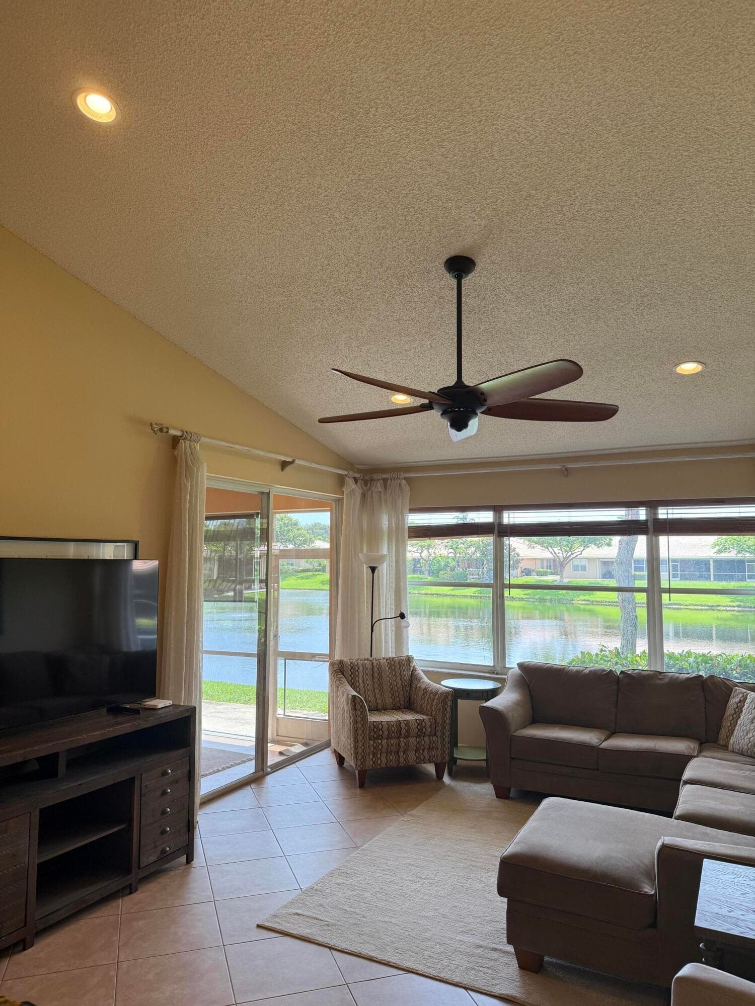 227 Coral Trace Lane 227, Delray Beach, FL 33445 — photo 12 of 39