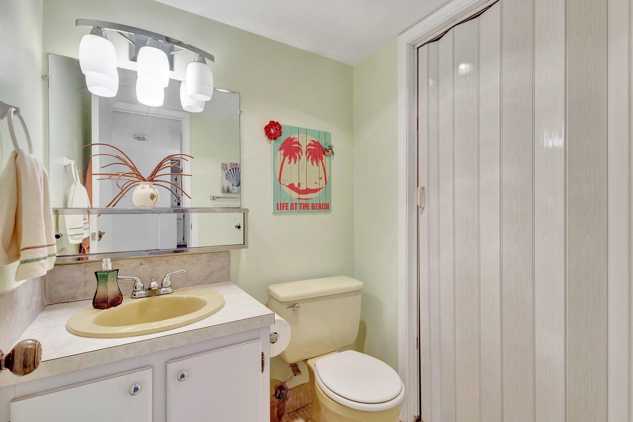 52 Plymouth F, West Palm Beach, FL 33417 — photo 13 of 37
