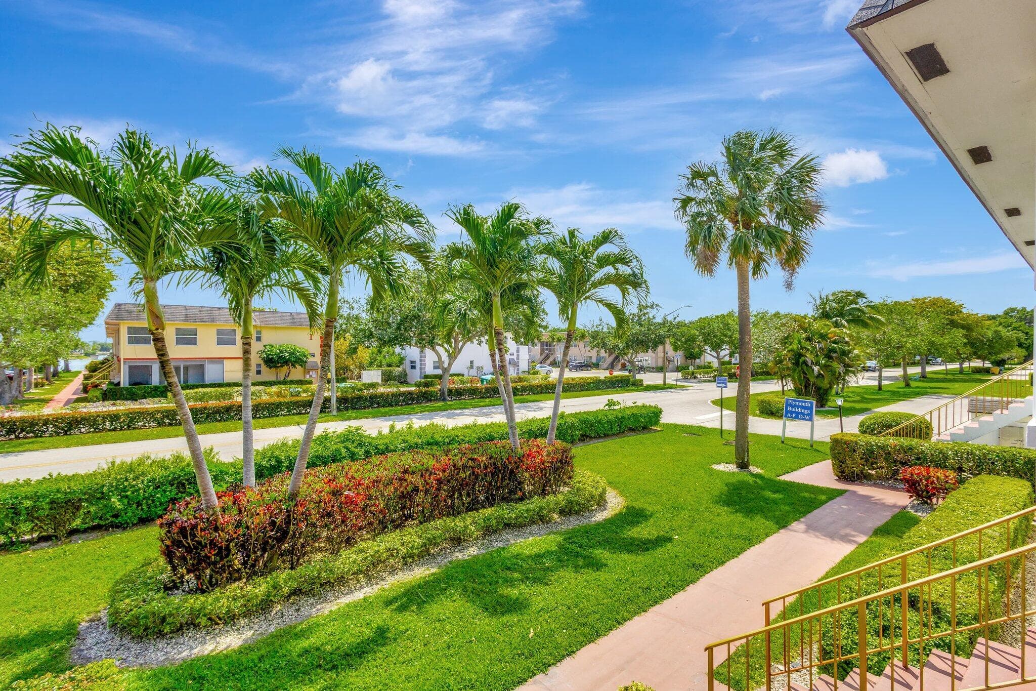 52 Plymouth F, West Palm Beach, FL 33417 — photo 18 of 37