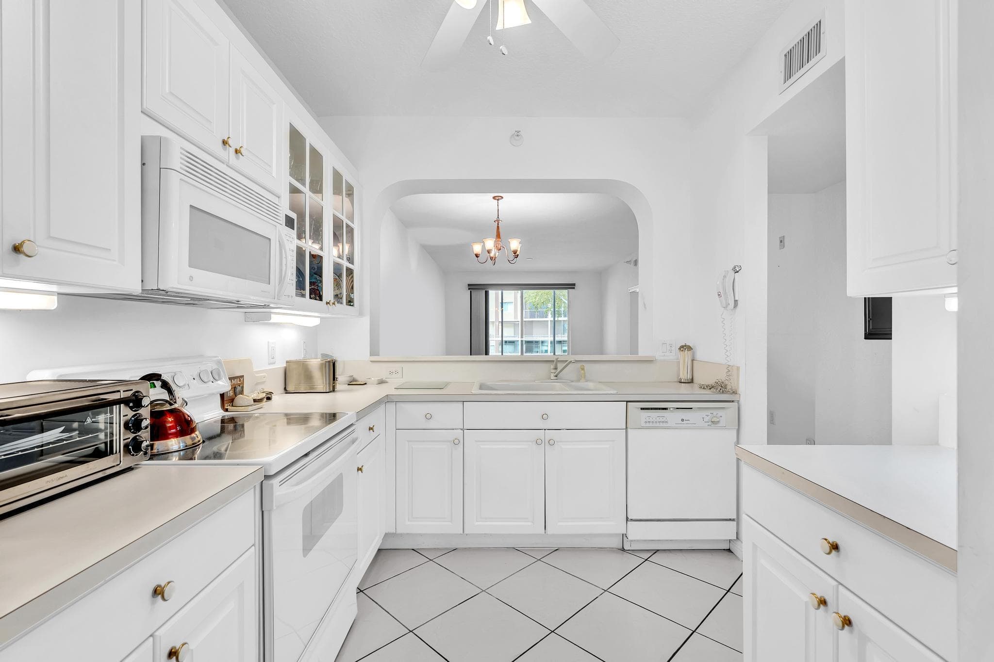 7623 Southampton Terrace 211, Tamarac, FL 33321 — photo 8 of 70
