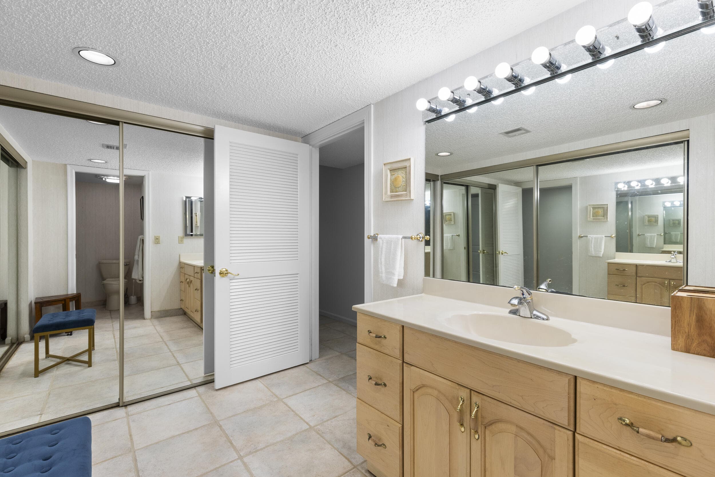 5172 SE Club Way 207, Stuart, FL 34997 — photo 25 of 87
