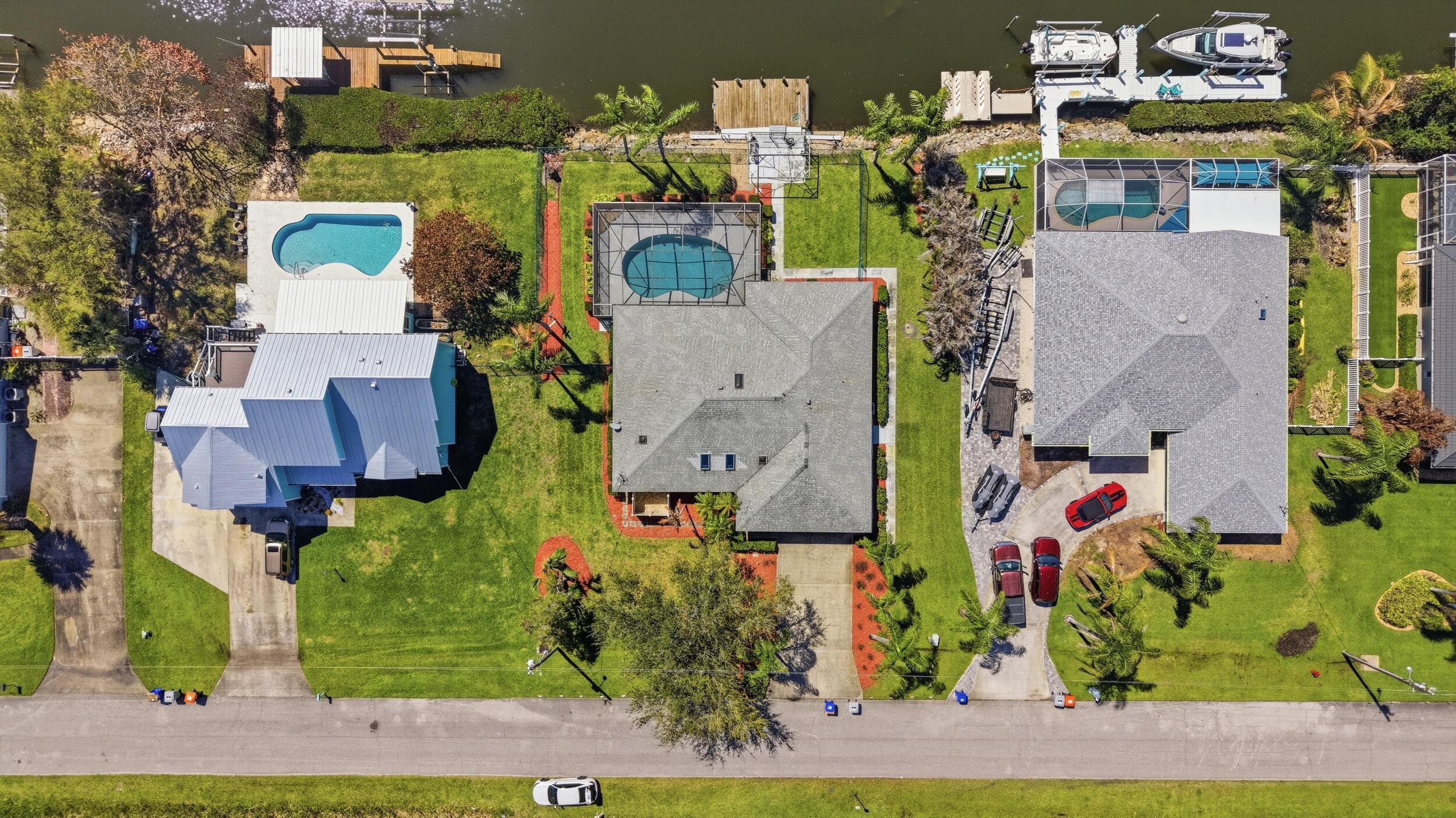 433 SE 12th St Street SE, Vero Beach, FL 32962 — photo 7 of 39