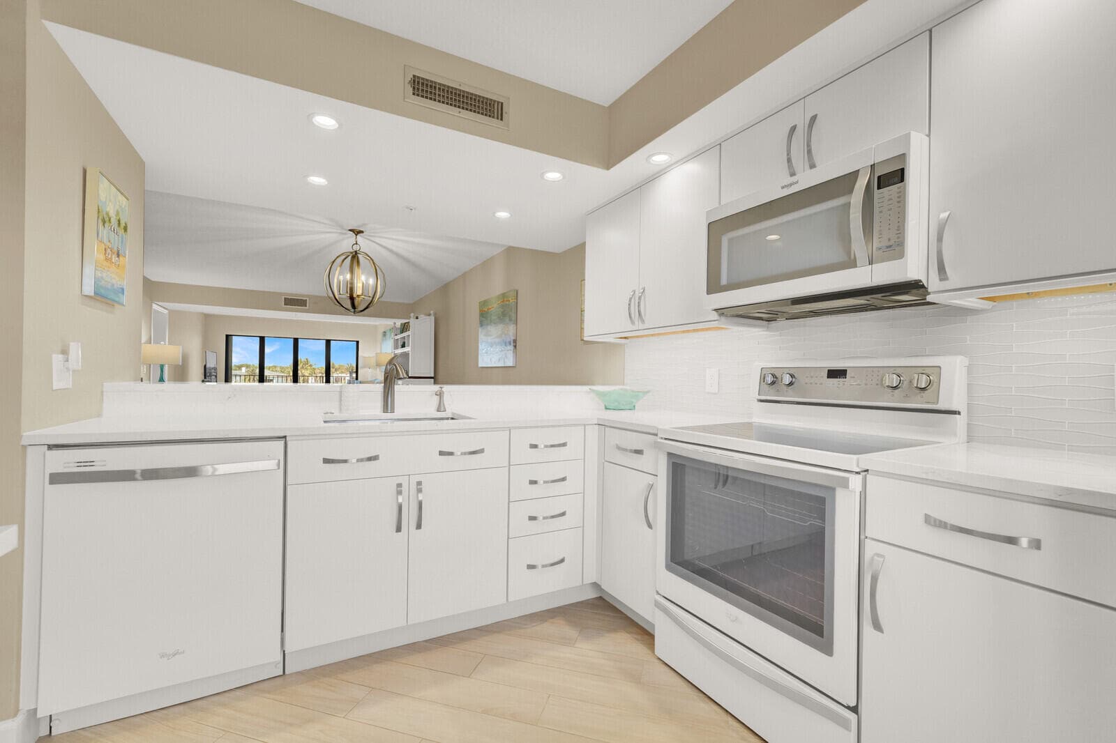 1001 Seafarer Circle 405, Jupiter, FL 33477 — photo 5 of 49