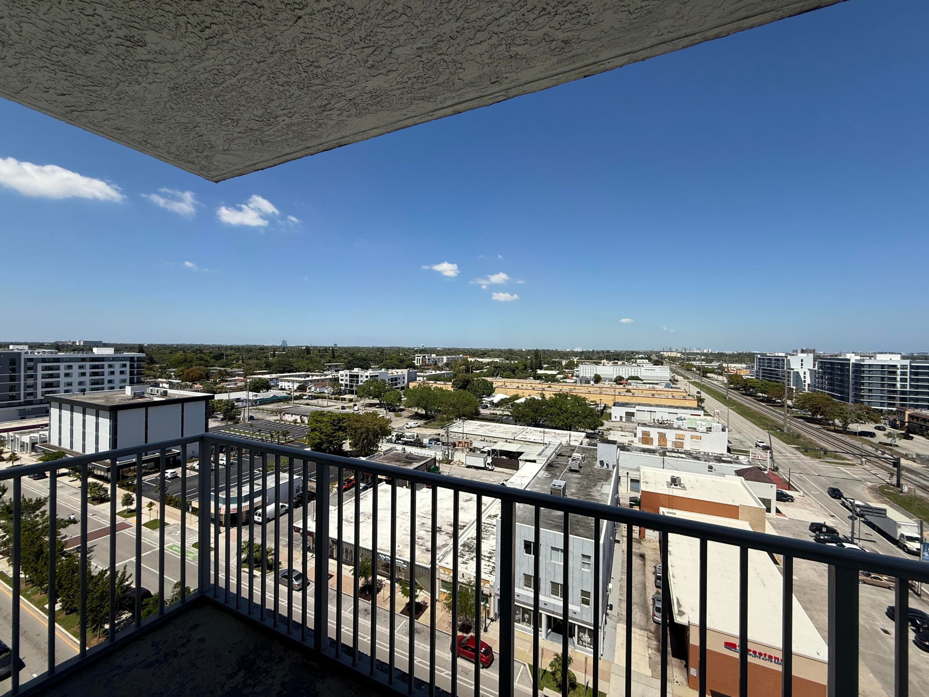 140 S Dixie Highway 905, Hollywood, FL 33020 — photo 15 of 31