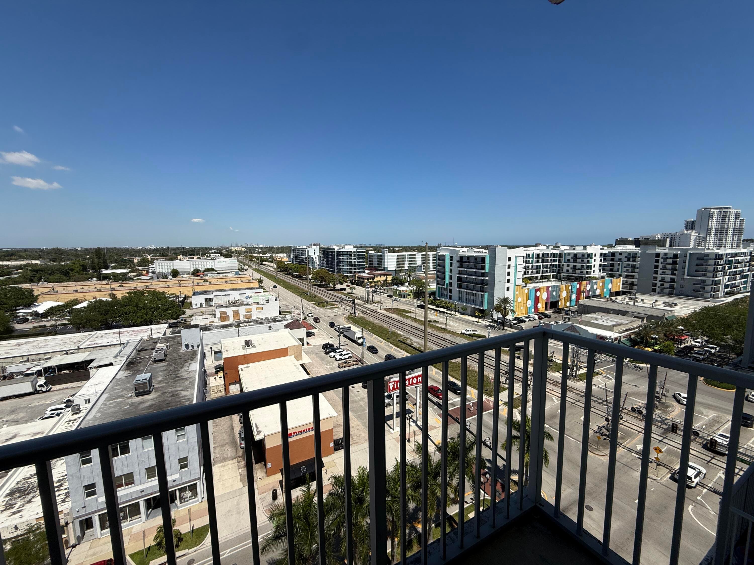 140 S Dixie Highway 905, Hollywood, FL 33020 — photo 16 of 31