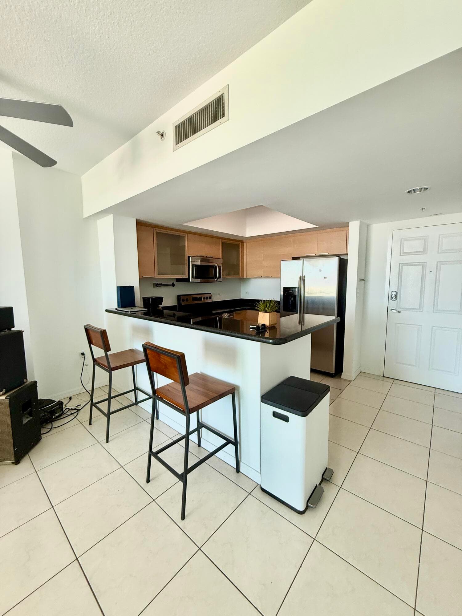 140 S Dixie Highway 905, Hollywood, FL 33020 — photo 11 of 31