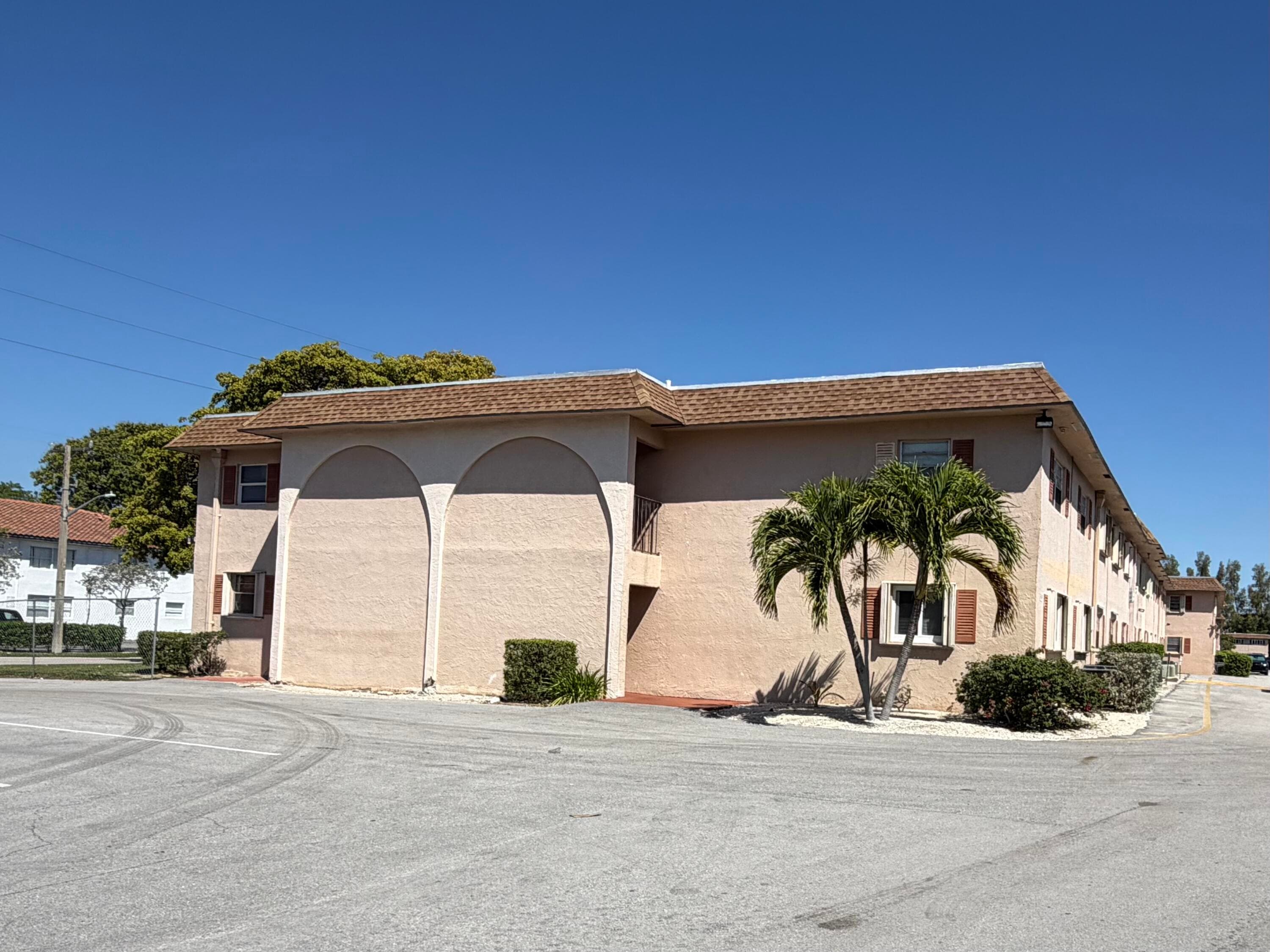 650 SW 2nd SW 2480, Boca Raton, FL 33432 — photo 1 of 30