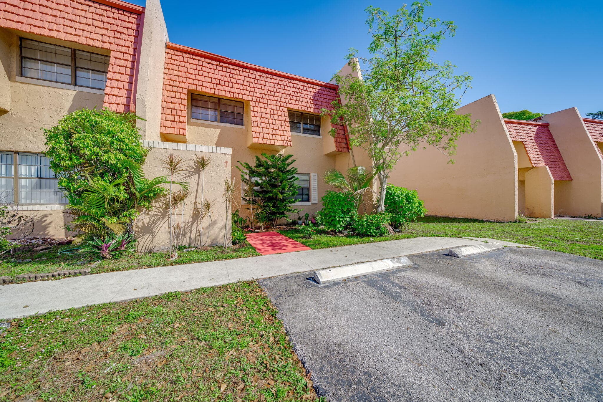 7 Ann Lee Lane, Tamarac, FL 33319 — photo 41 of 54