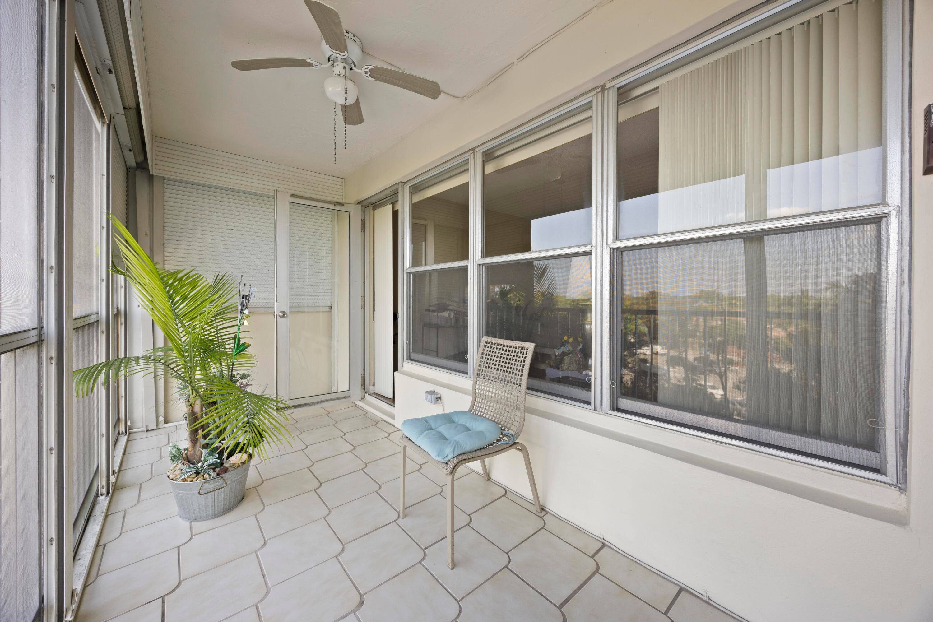 10777 W Sample Road 508, Coral Springs, FL 33065 — photo 17 of 37